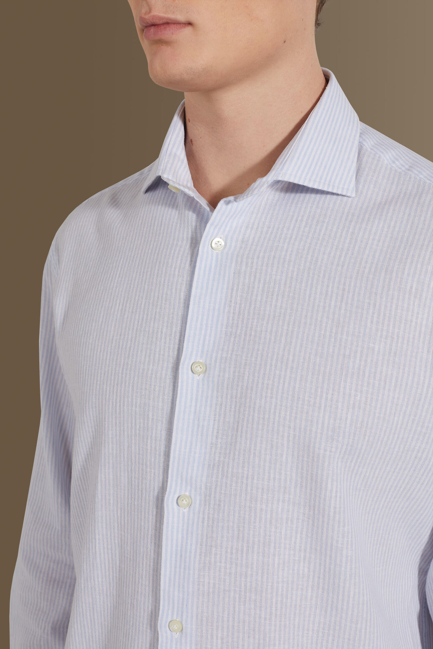 Camicia casual uomo collo francese misto lino a righe image number 1