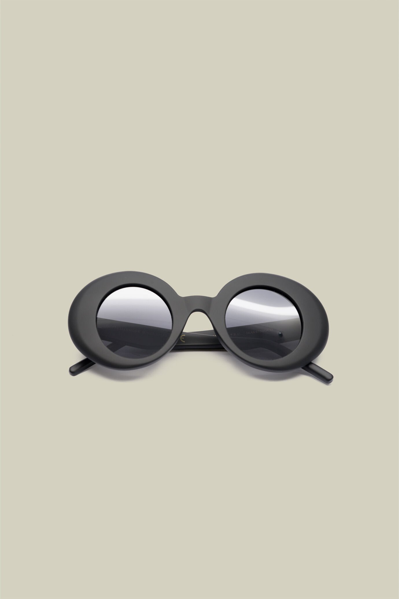 Women's round sunglasses image number 3