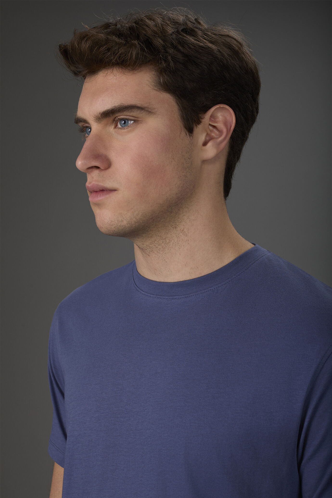 Kurzarm-T-Shirt f&uuml;r Herren mit Rundhalsausschnitt aus Bio-Baumwolle image number 2