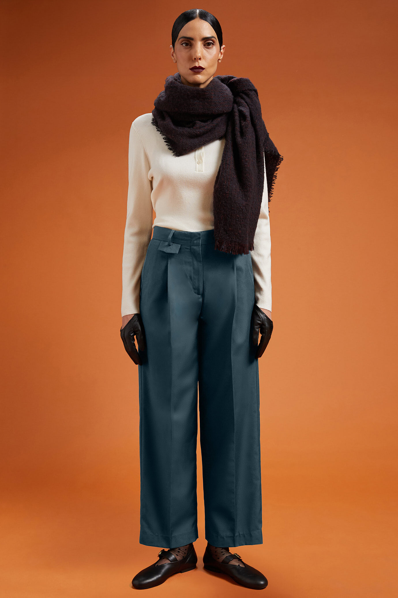 Pantalone classico donna con gamba larga regular fit image number 0