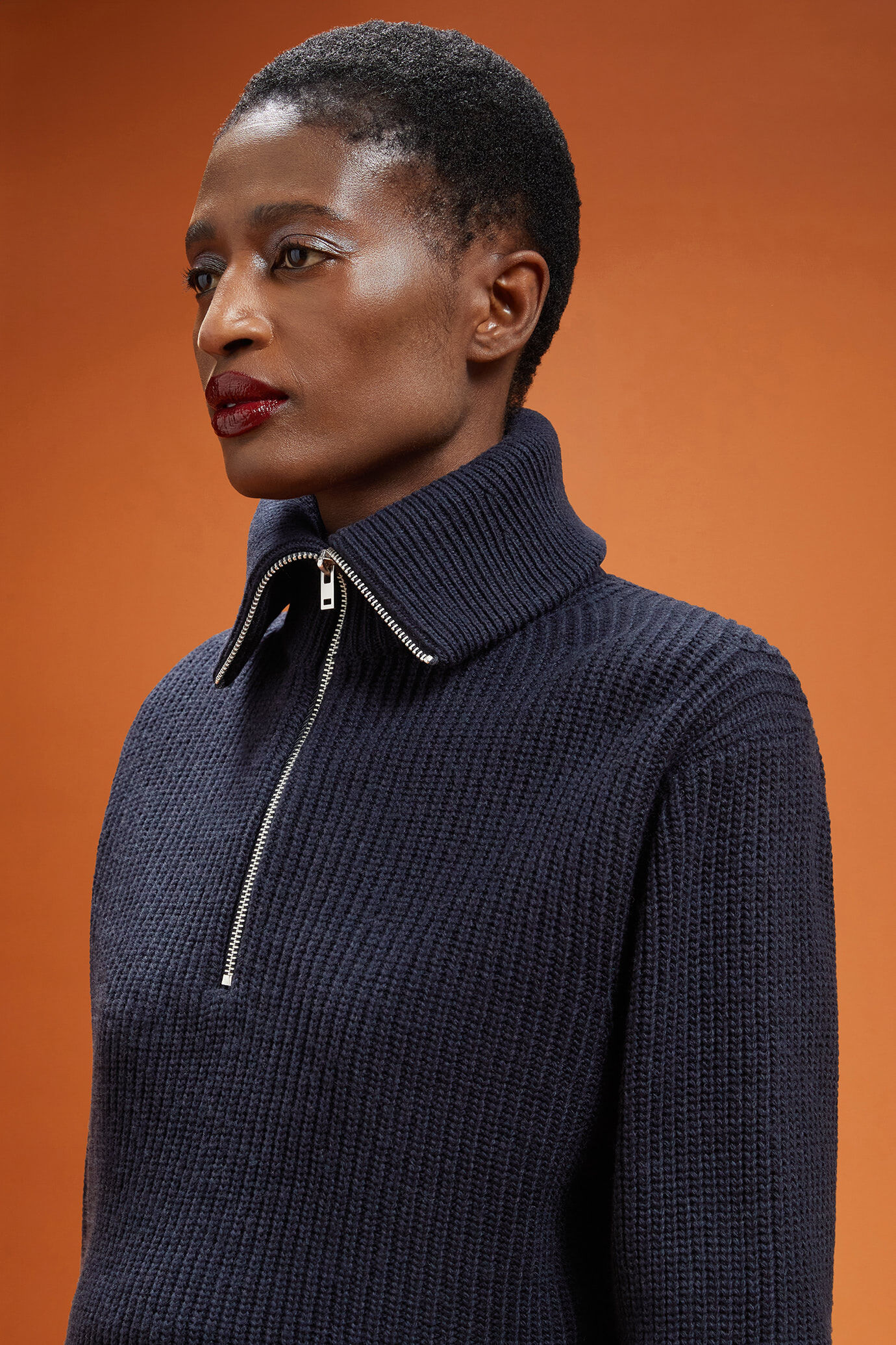 Polo tricoté pour femme, coupe classique, avec demi-zip image number 3
