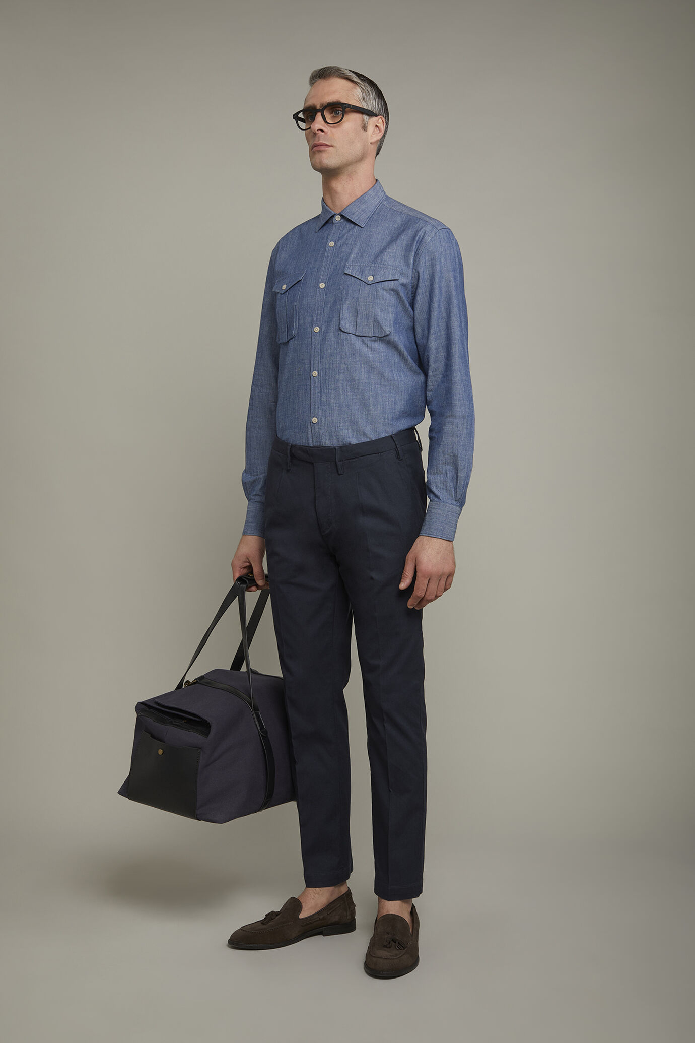 Pantalone uomo classico con pinces tessuto armaturato comfort fit image number 1