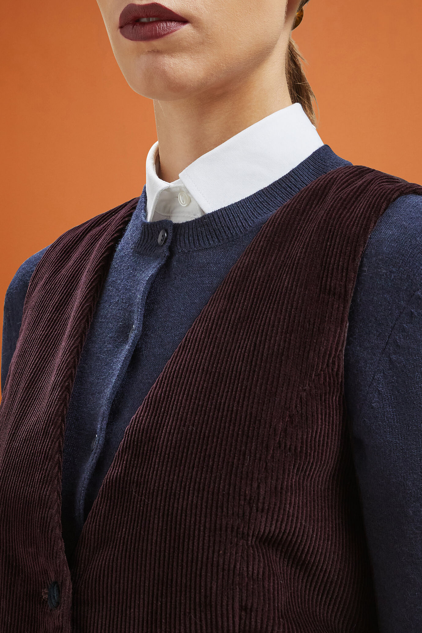 Gestreifte Damenweste aus 100 % Baumwollsamt mit Streifenmuster in normaler Passform image number 2