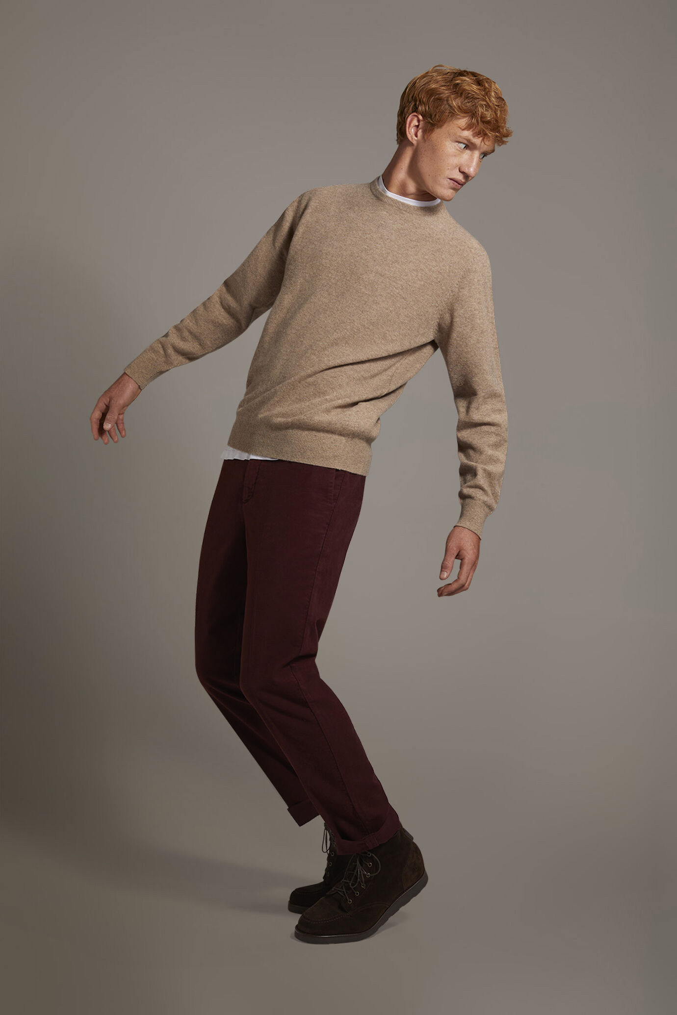 Regular fit chino trousers in moleskin fabric image number 1