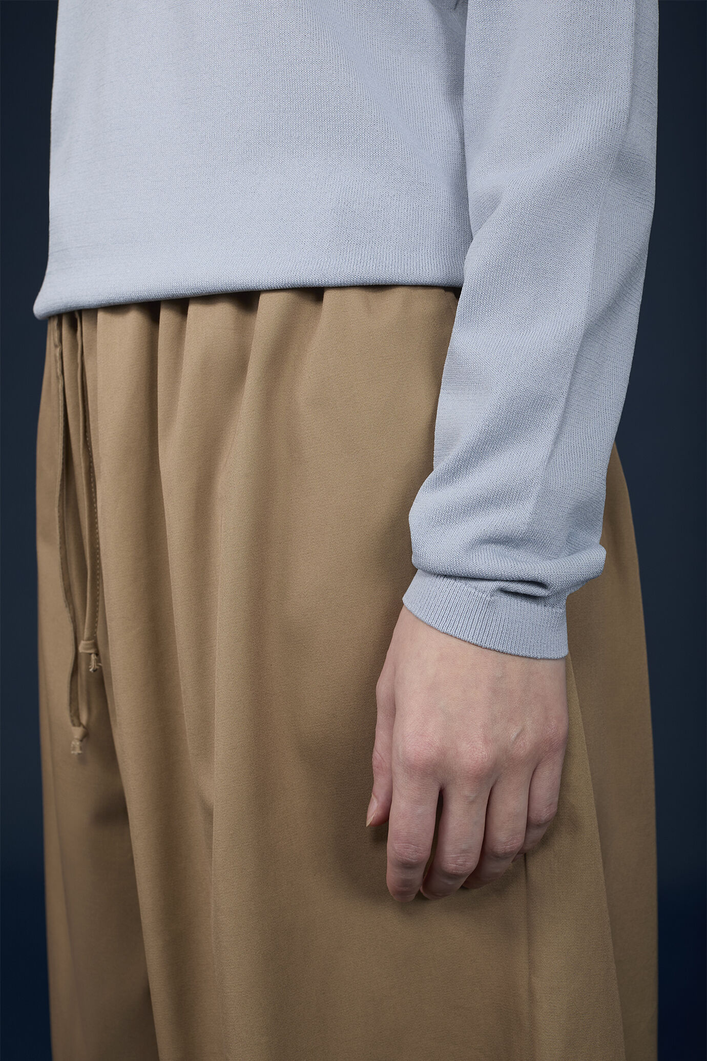 Langärmeliger Damen-Pullover mit Rundhalsausschnitt image number 3