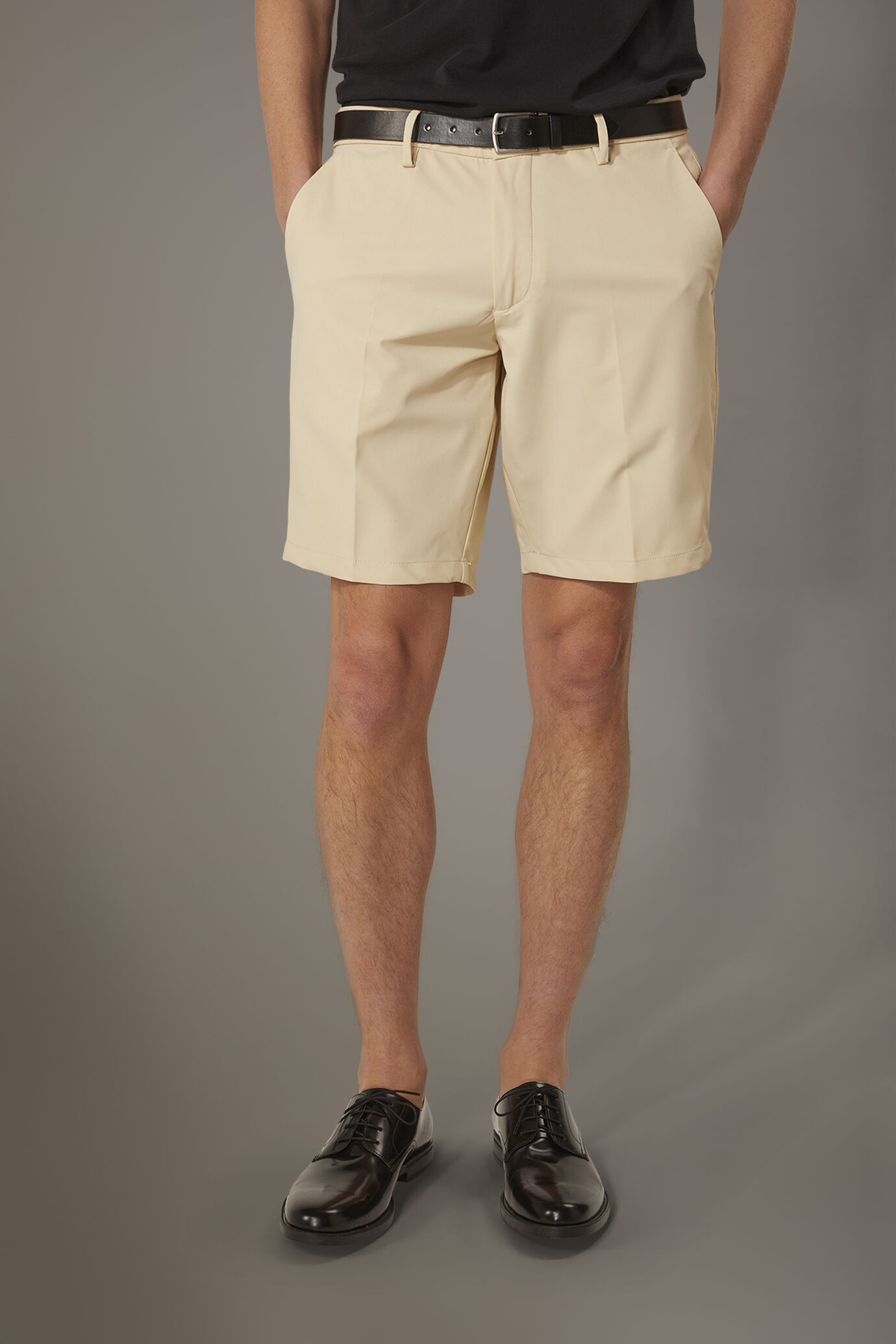 Classic Bermuda shorts in jersey image number 1