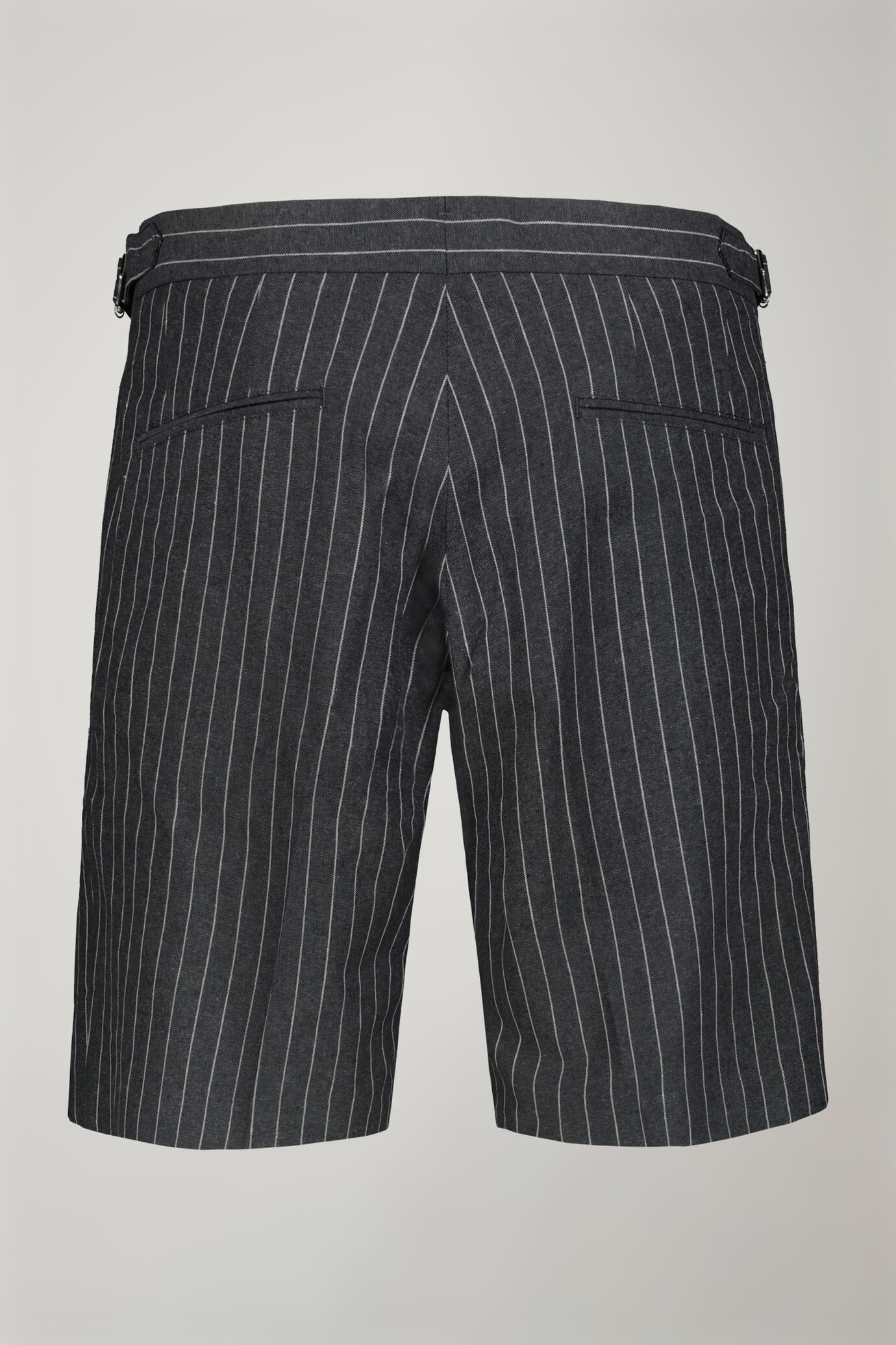 Men's double pinces bermuda in linen and cotton with pinstripe design regular fit image number 6