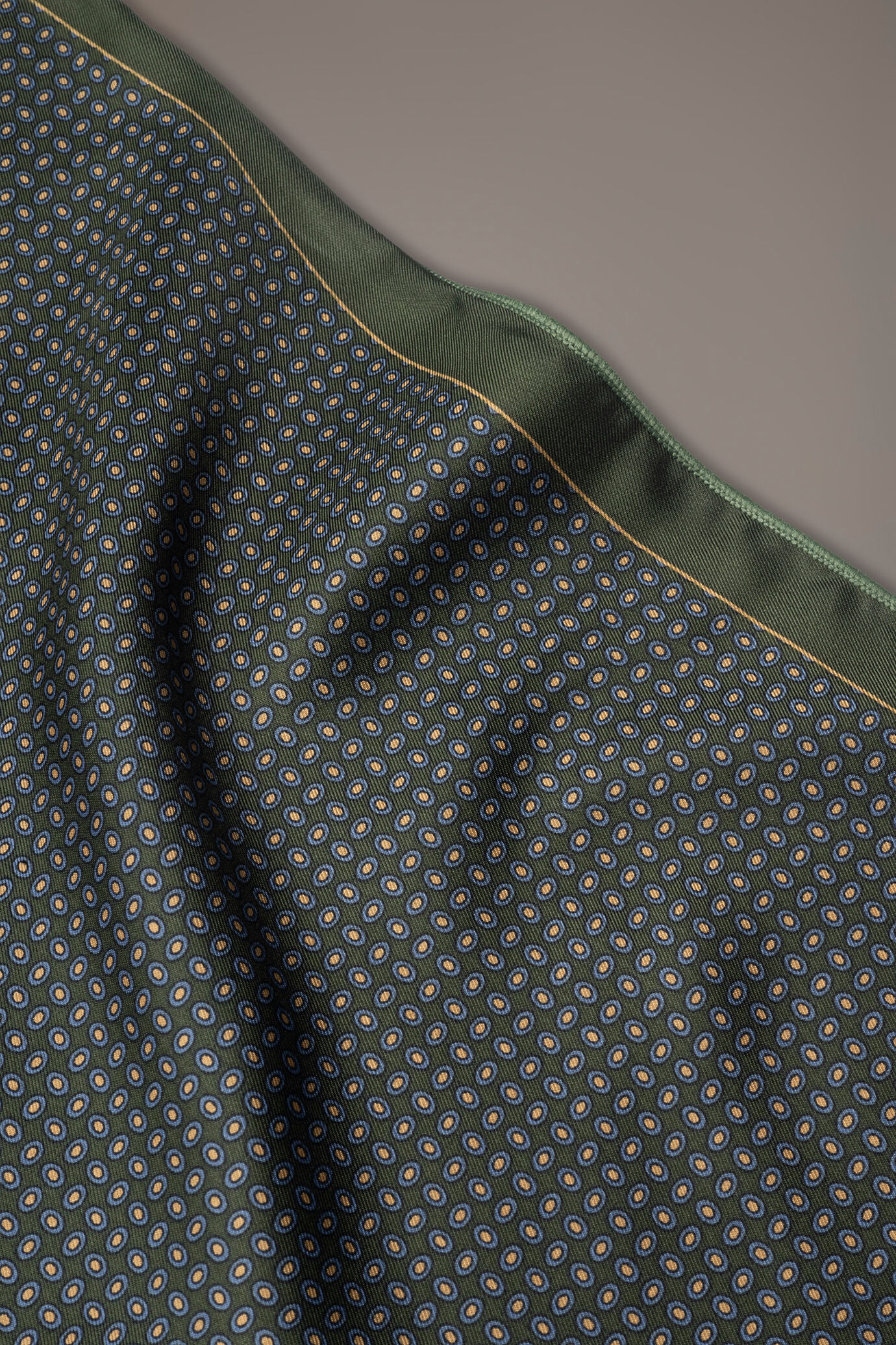 Pochette in twill fantasia stampata image number 1