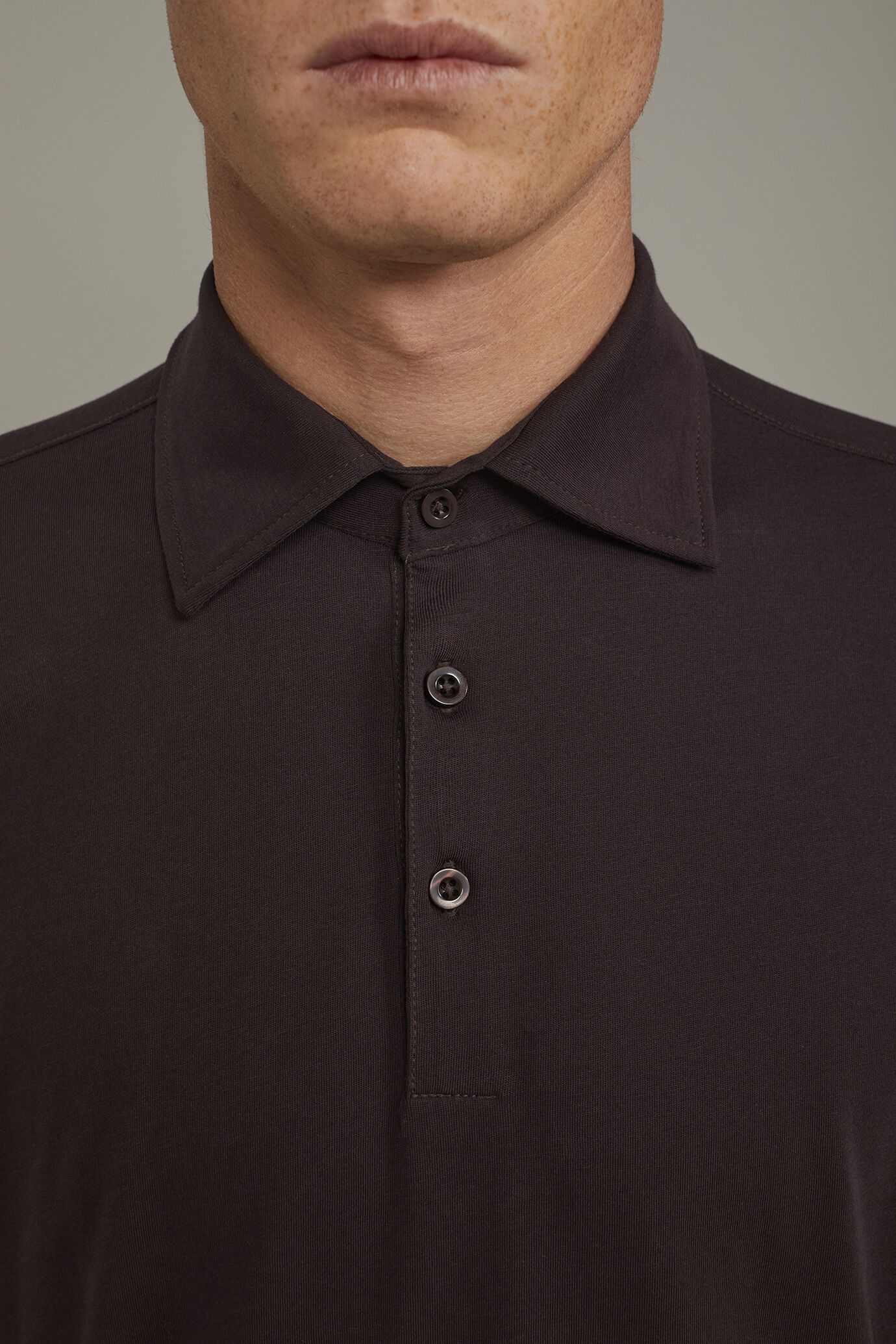 Kurzärmeliges Herren-Poloshirt aus 100 % Supima-Baumwolle in normaler Passform image number 3