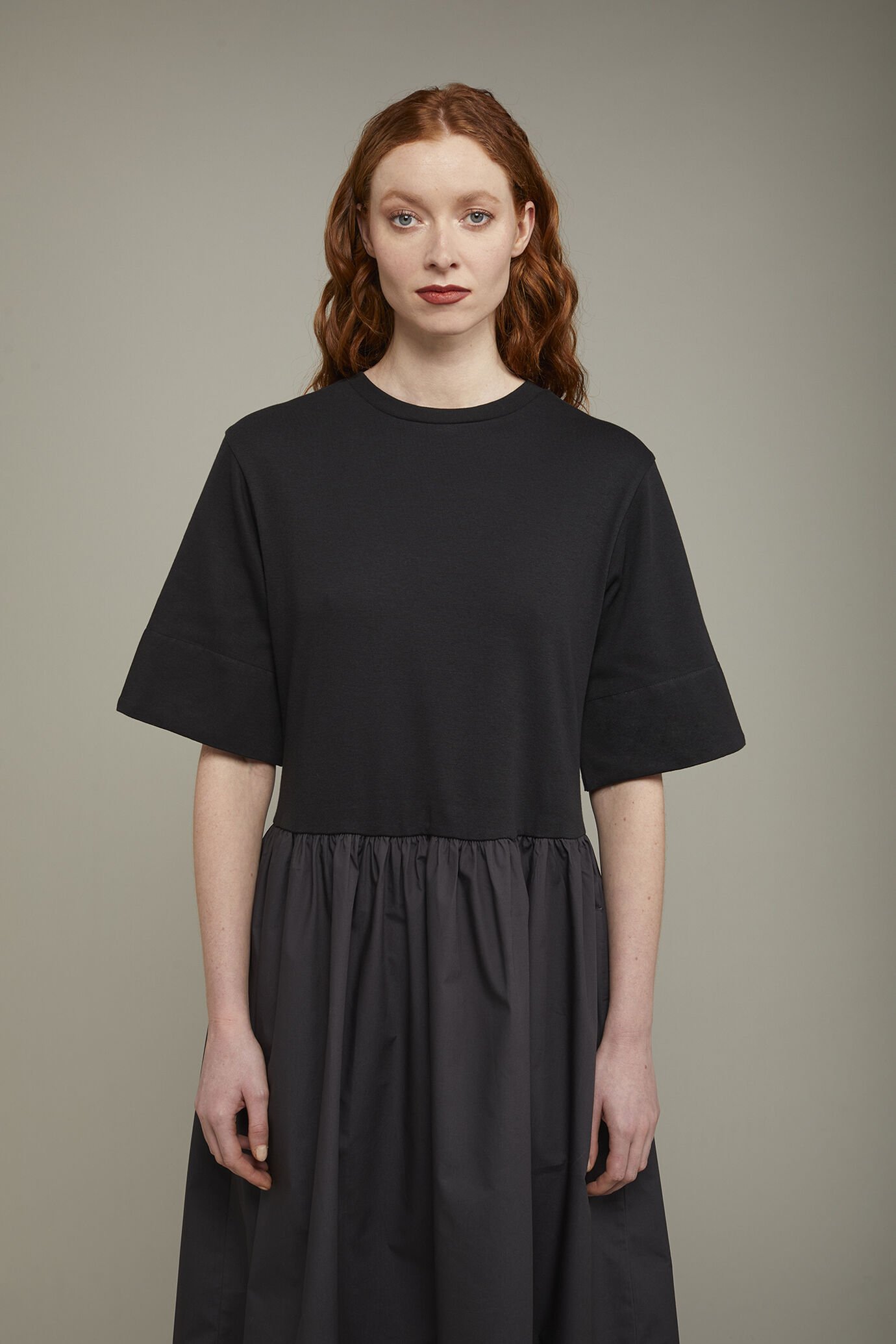 Zweifarbiges Midikleid für Damen aus 100 % Baumwolljersey in normaler Passform image number 3