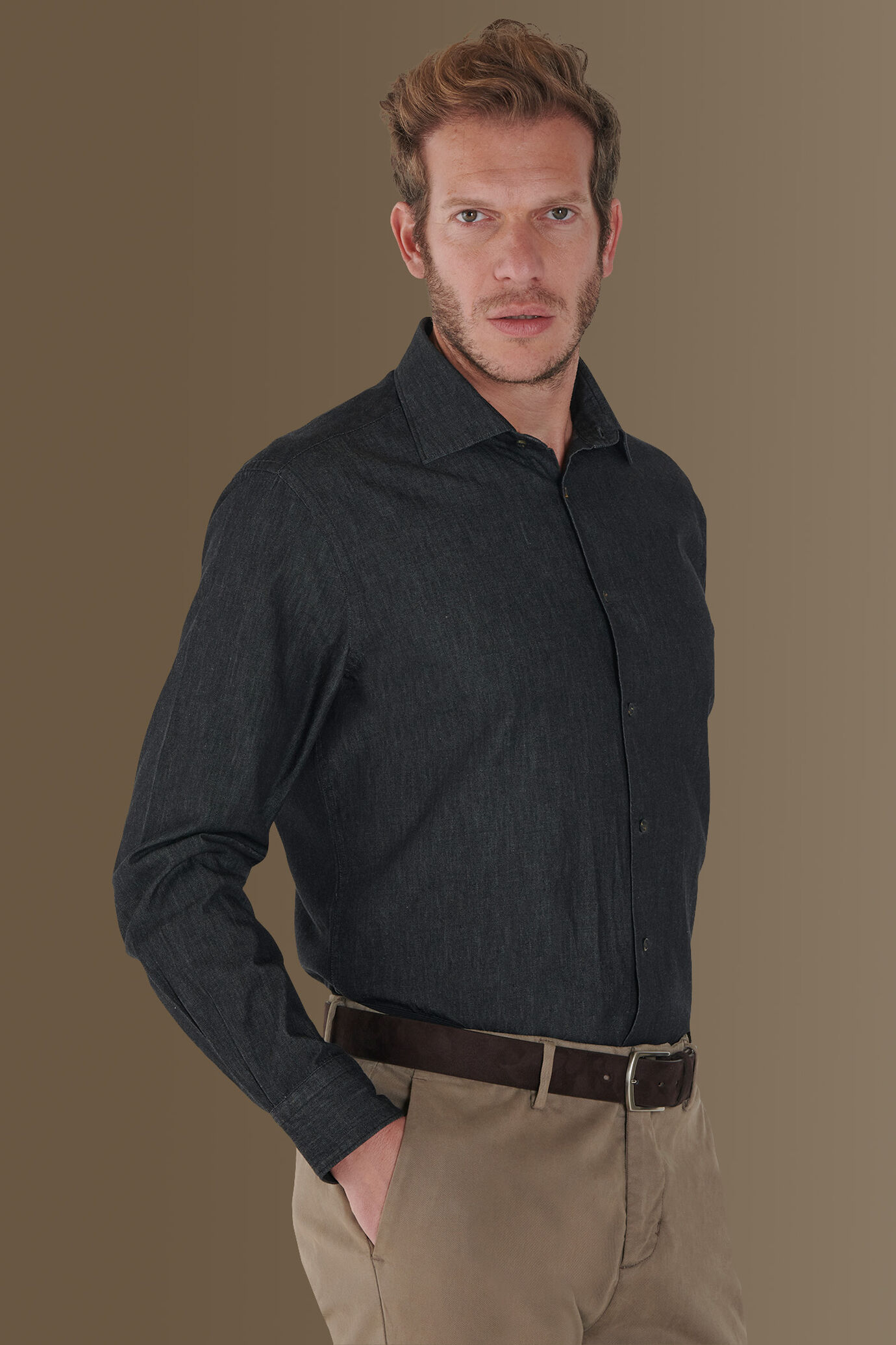 Camicia uomo casual collo francese 100% cotone denim grigio scuro image number 0