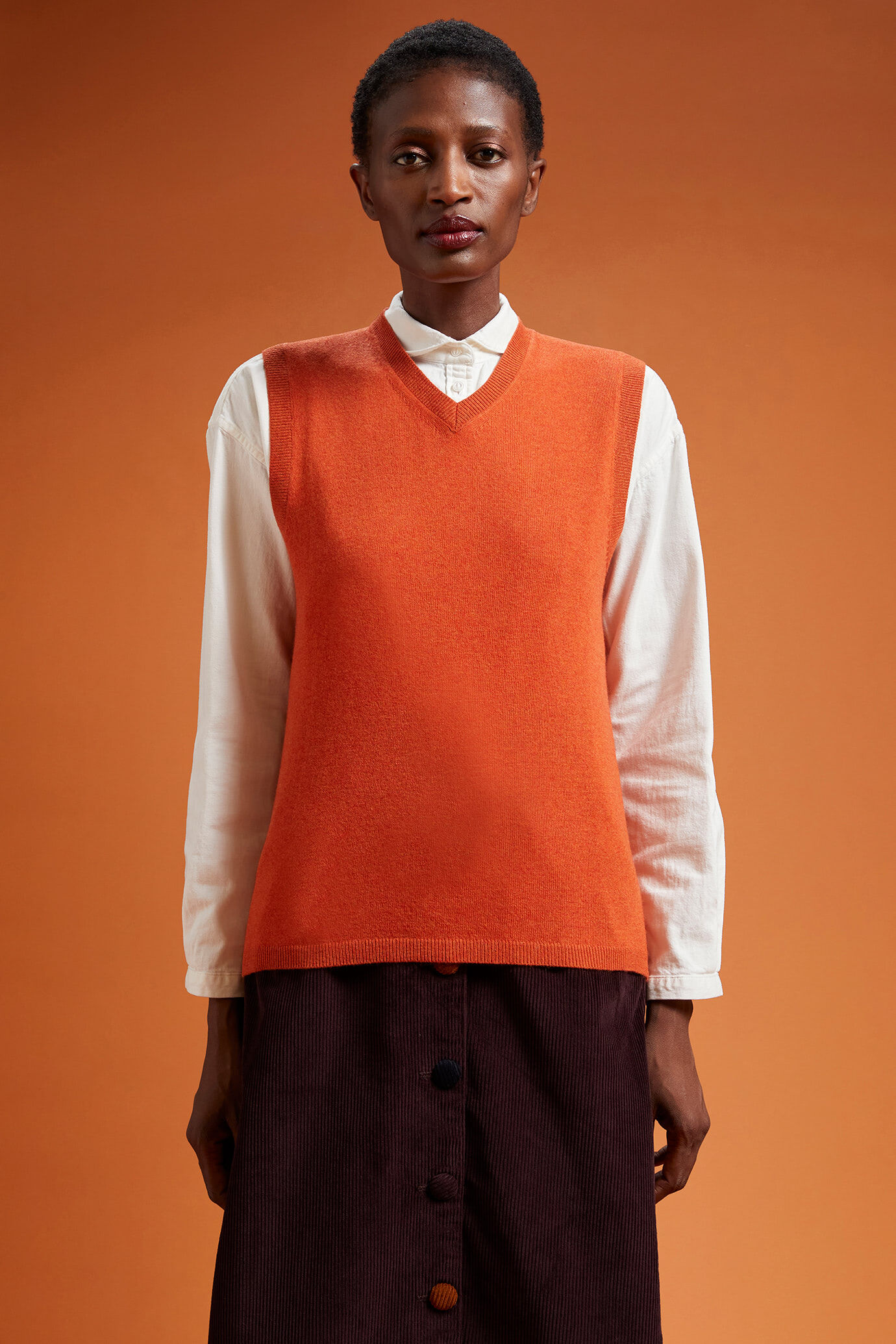 Gilet donna in maglia con scollo a v misto lana e cachemire regular fit image number 0
