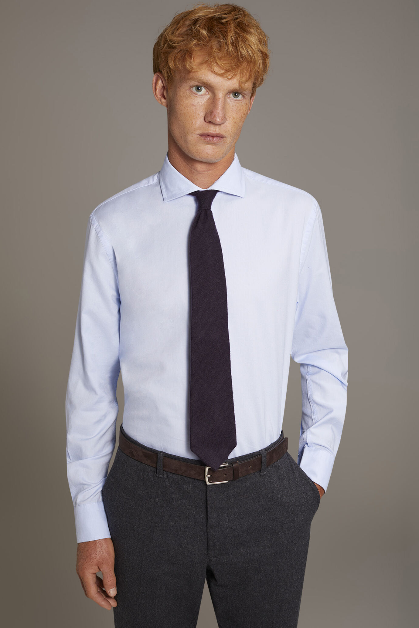 Camicia classica collo francese comfort fit tessuto oxford image number 0
