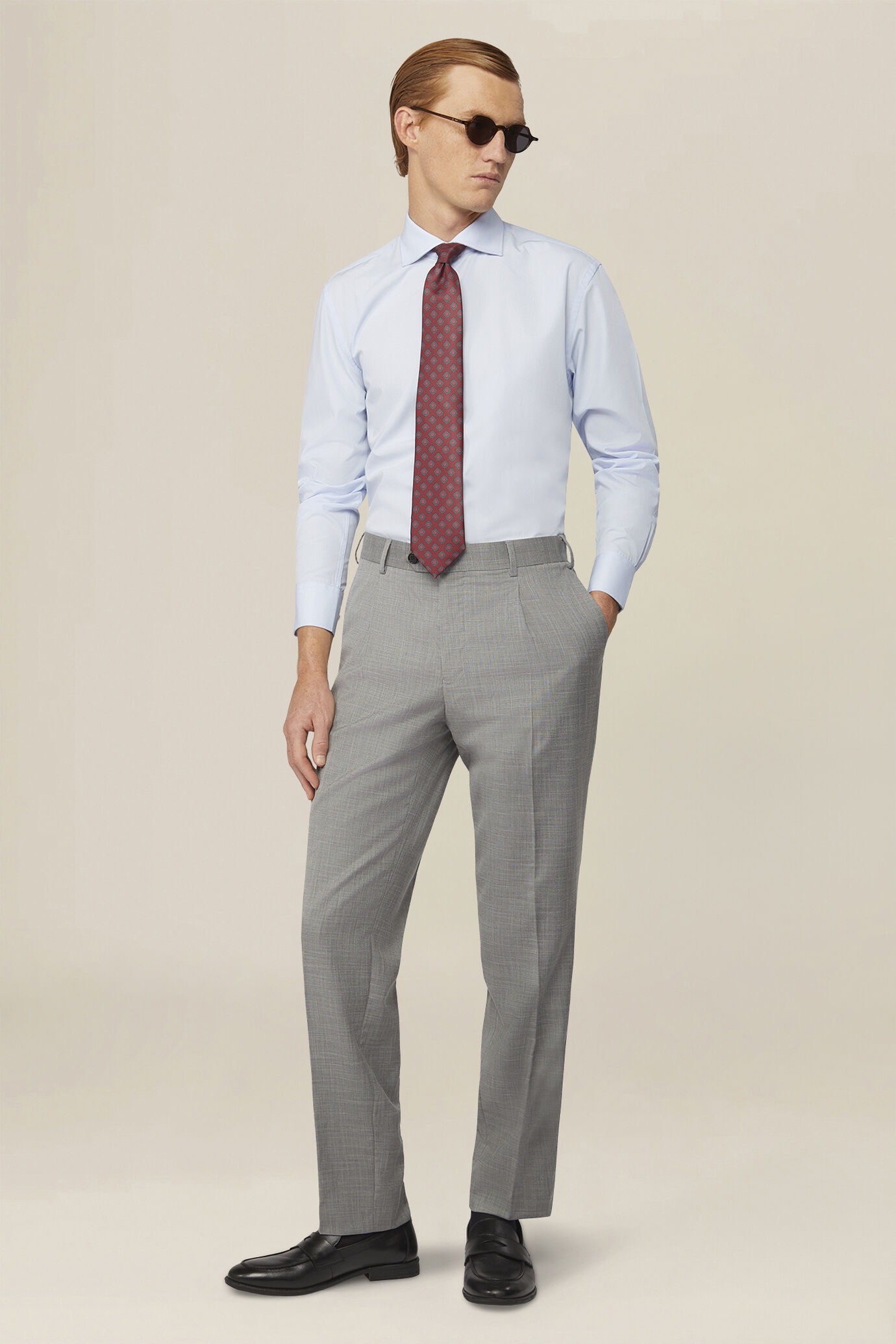 Klassisches unifarbenes Herrenhemd mit franz&ouml;sischem Kragen image number 1