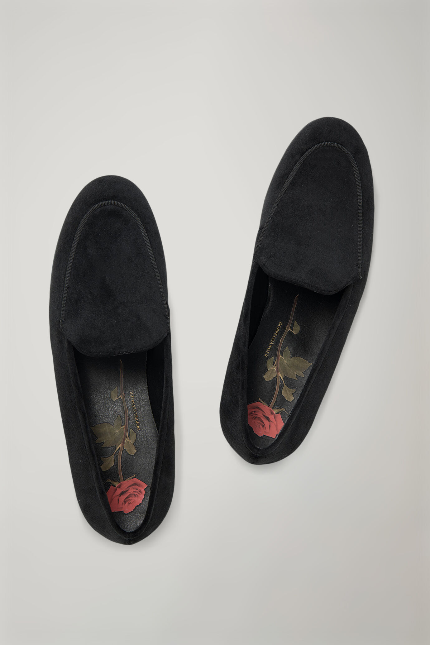 Women's classic velvet loafer with thunit sole image number 3
