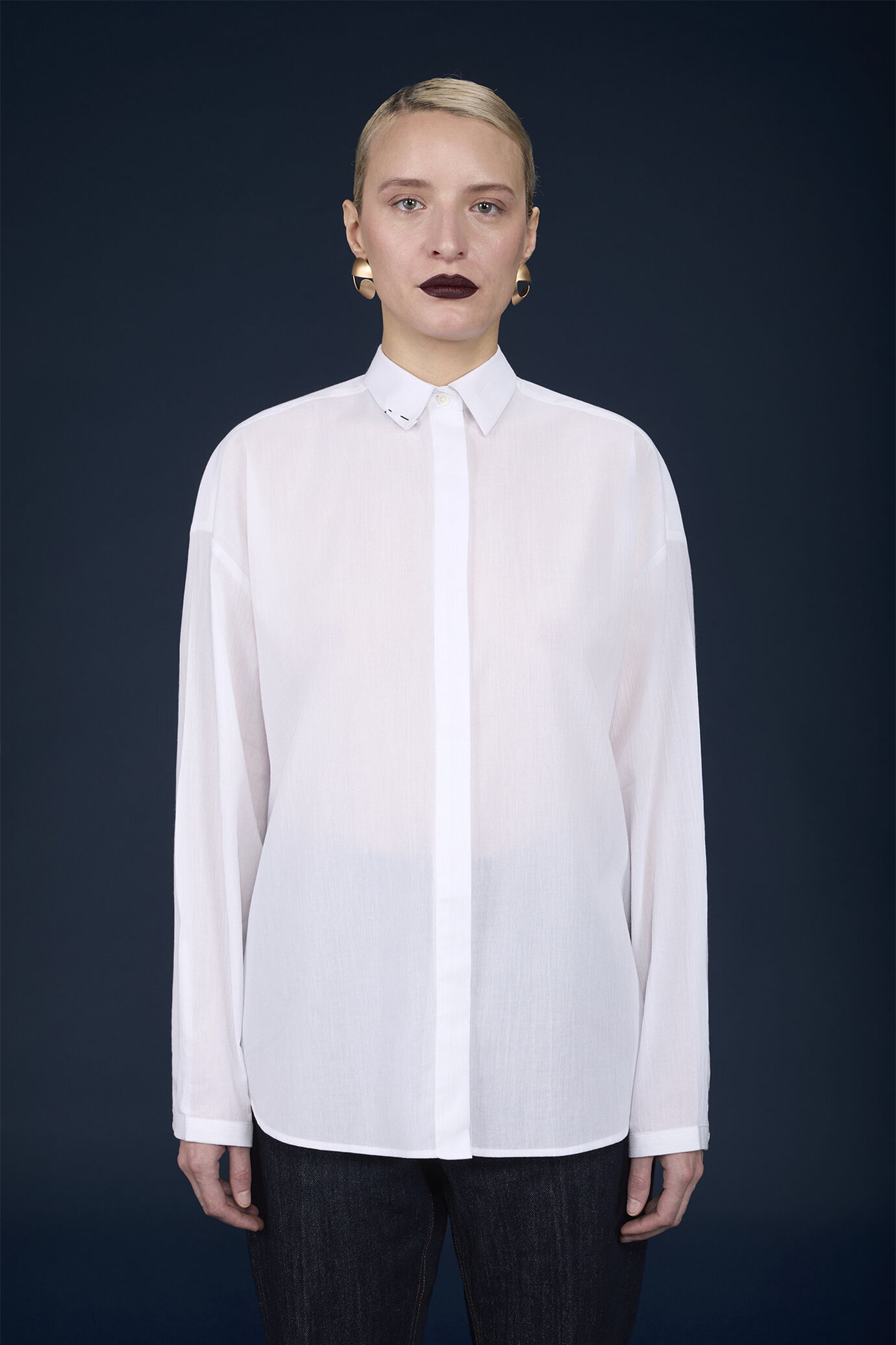 Women's boxy shirt French collar pure cotton with creased effect image number 0