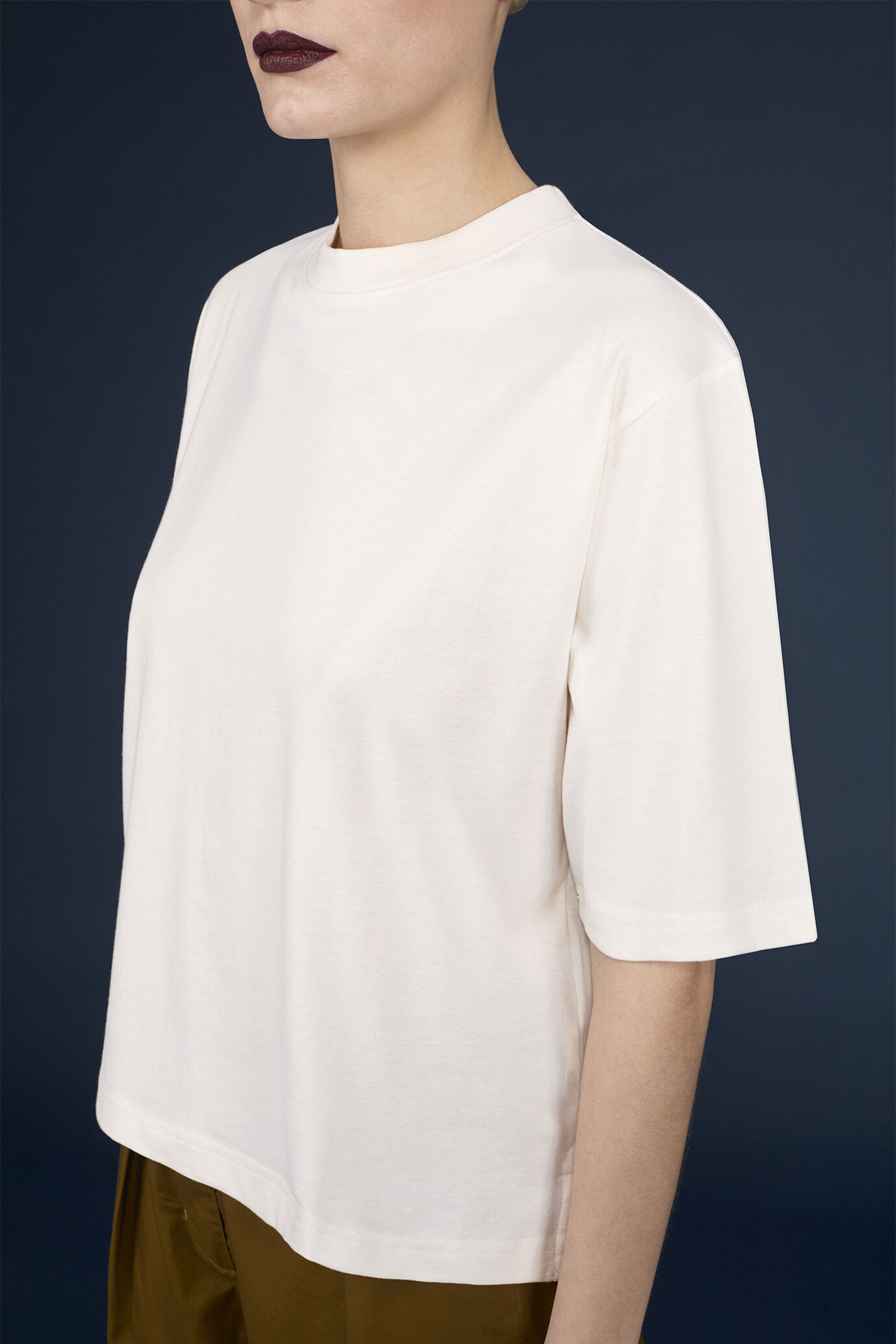 T-shirt femme à col rond, 100% coton, manches mi-longues, coupe classique image number 3