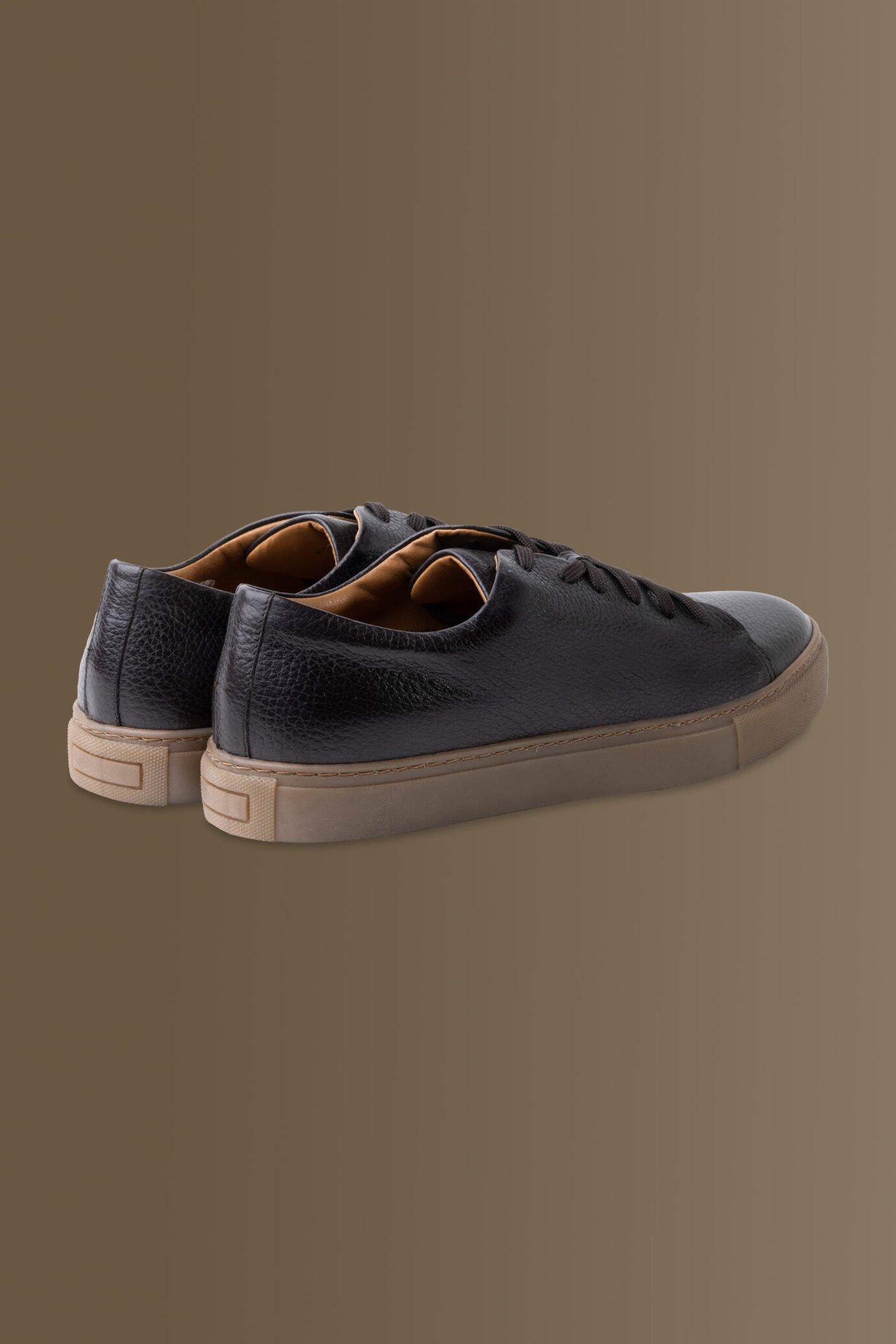 Sneakers in vera pelle effetto martellato uomo image number 3