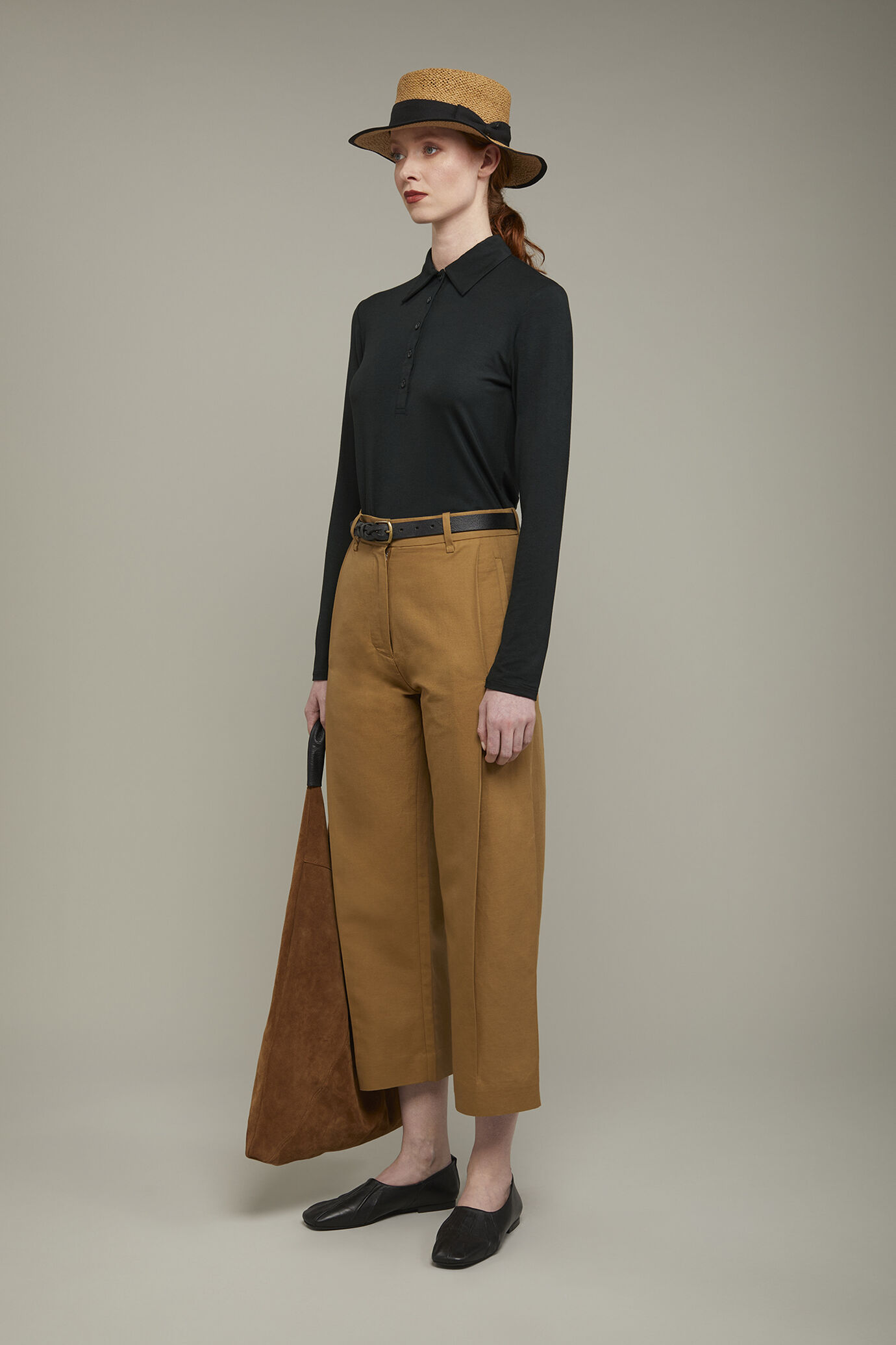 Langärmeliges Damen-Poloshirt aus einfarbigem Baumwolljersey image number 1