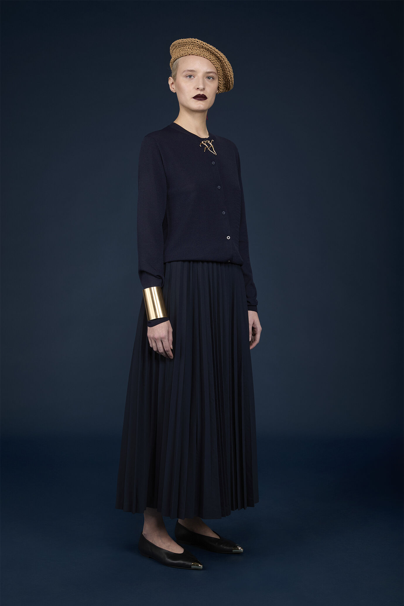 Damen-Strickjacke mit Rundhalsausschnitt image number 0