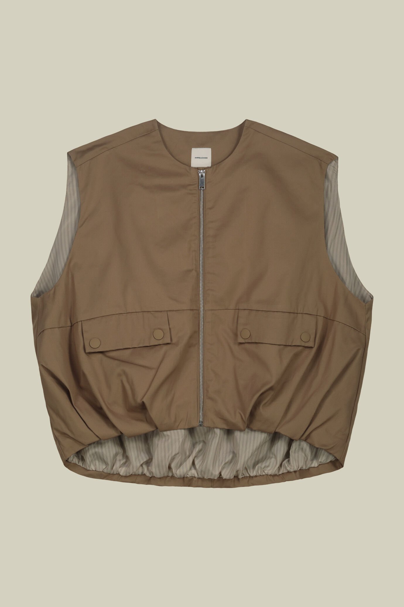 Gilet pour femme, ligne ovoïde et coupe oversize