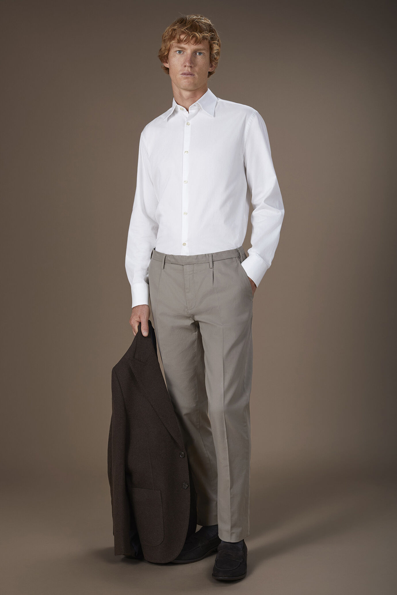 Camicia uomo casual collo classico 100% cotone tessuto gabardine comfort fit image number 1