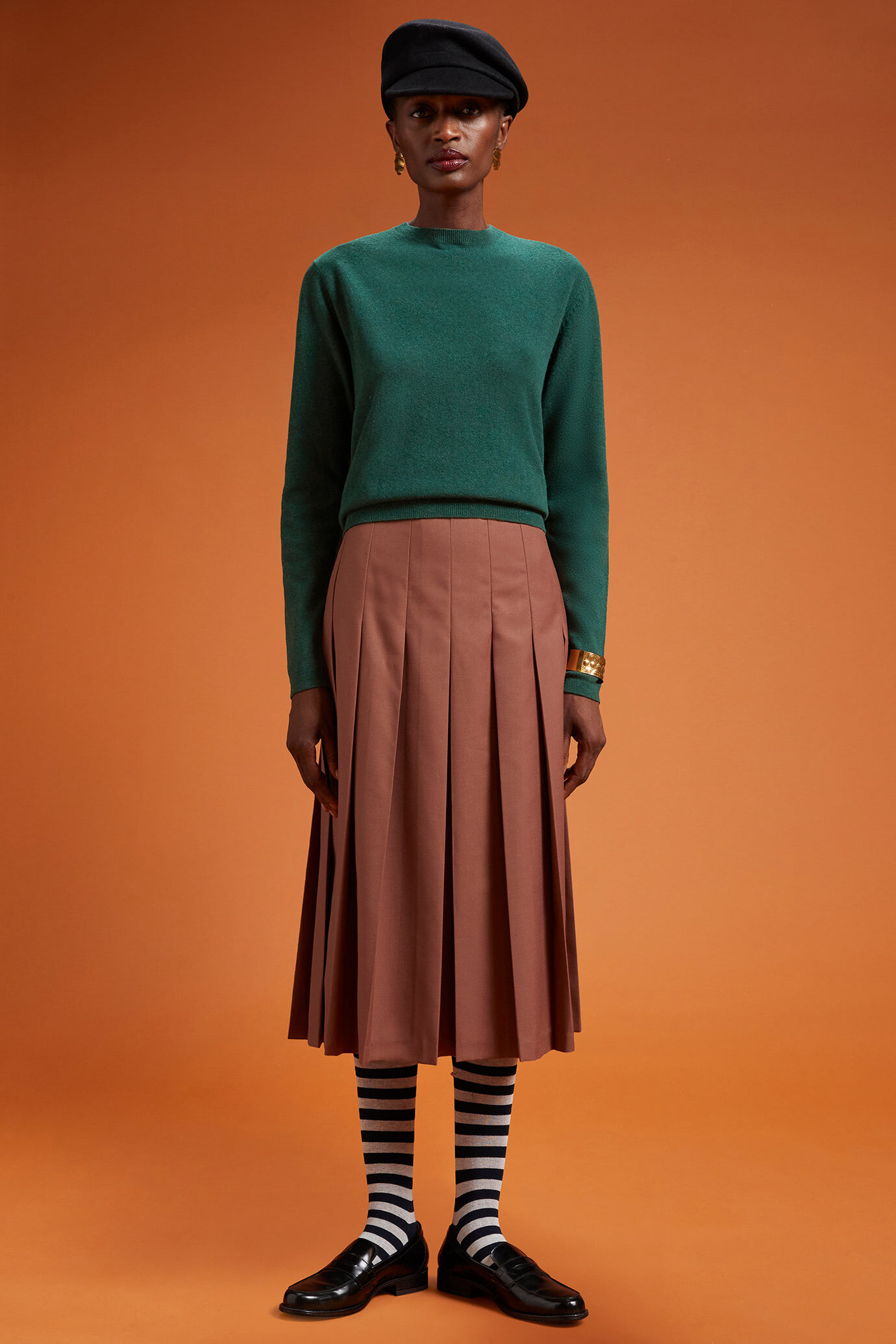 Women's regular fit crew neck jumper in a blend of wool and cashmere image number 1