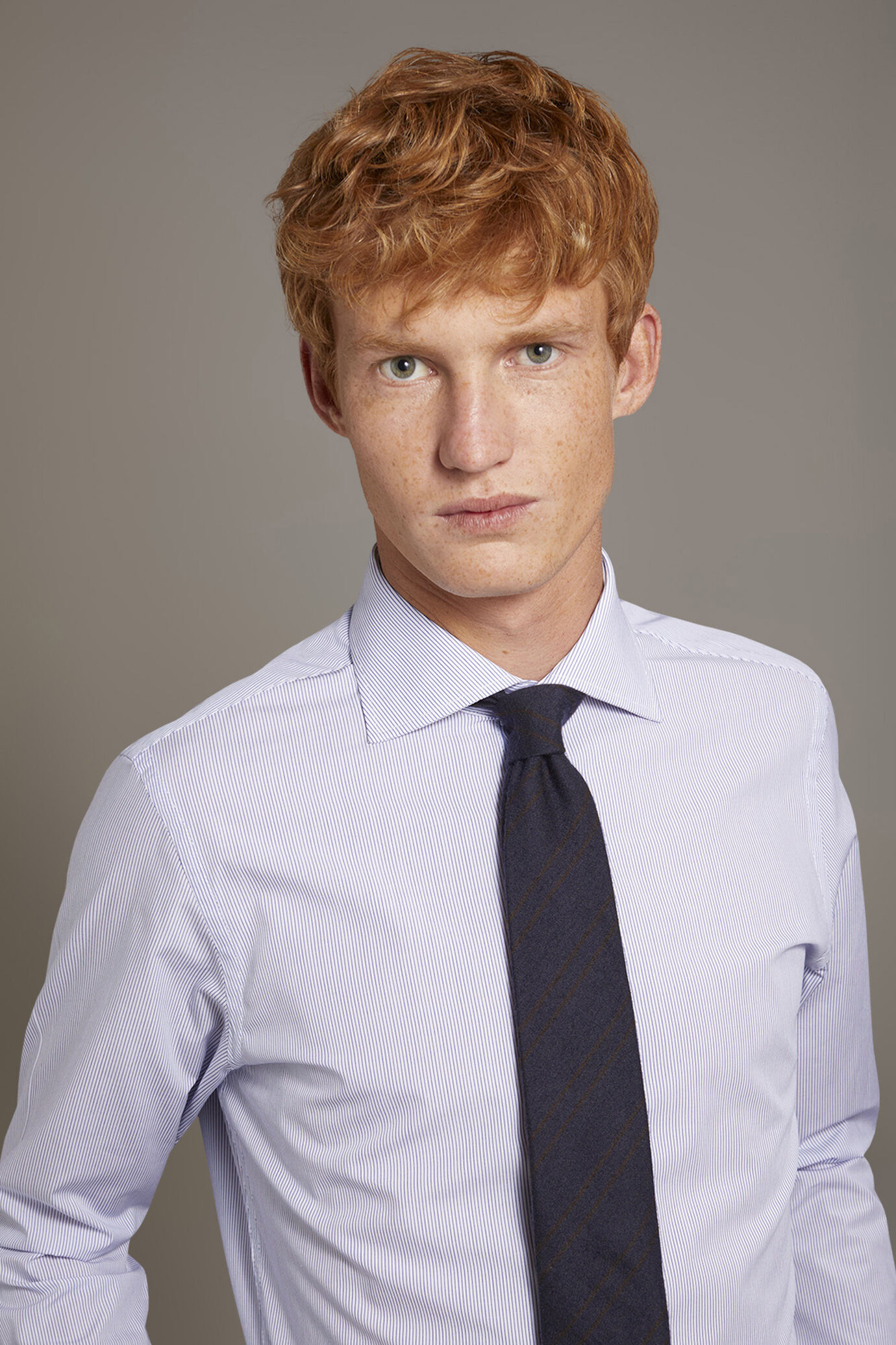 Camicia classica collo francese classic fit tessuto tinto filo rigato image number 0