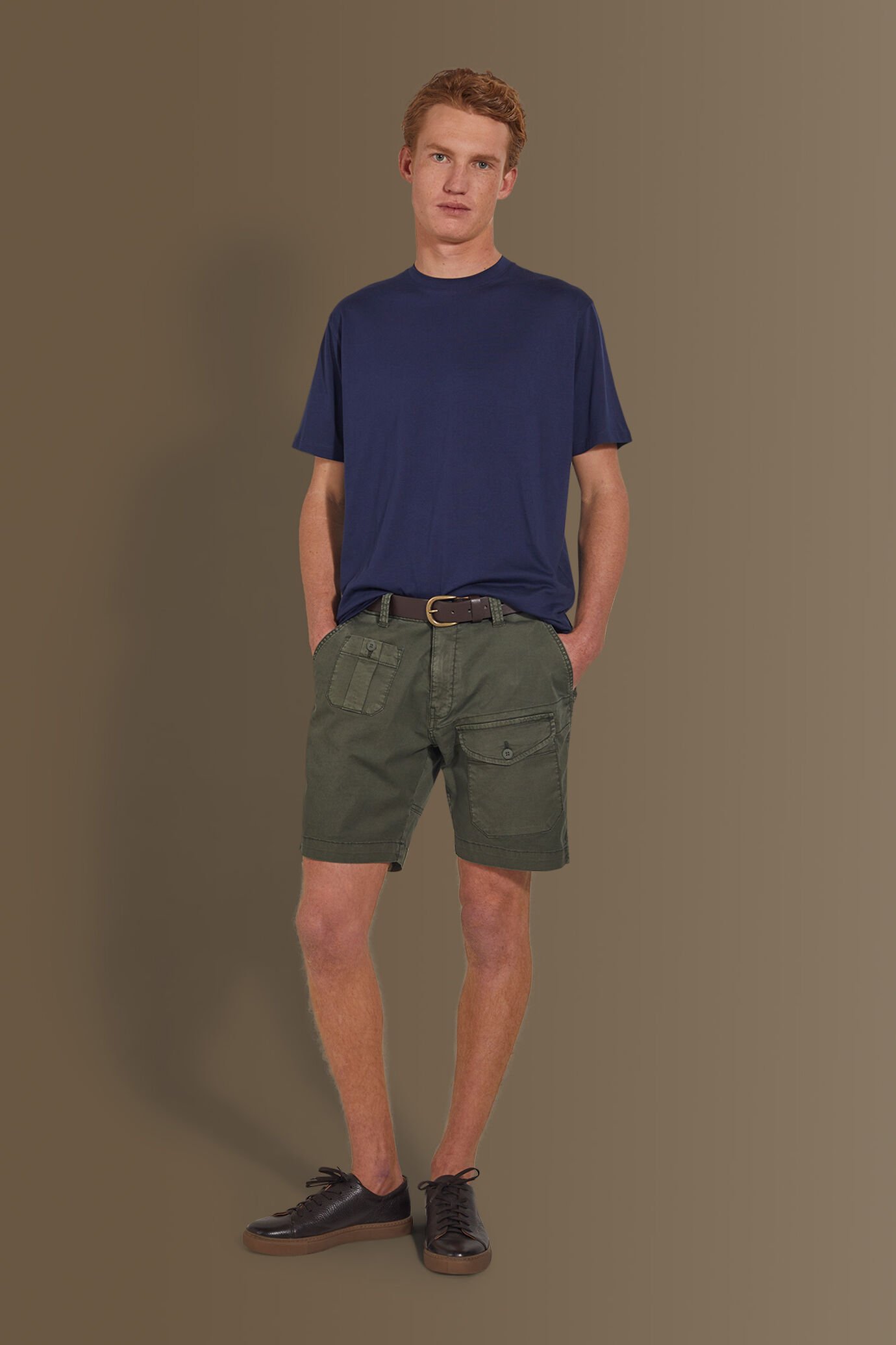 Bermuda with pocktes twill stretch fabric image number 0