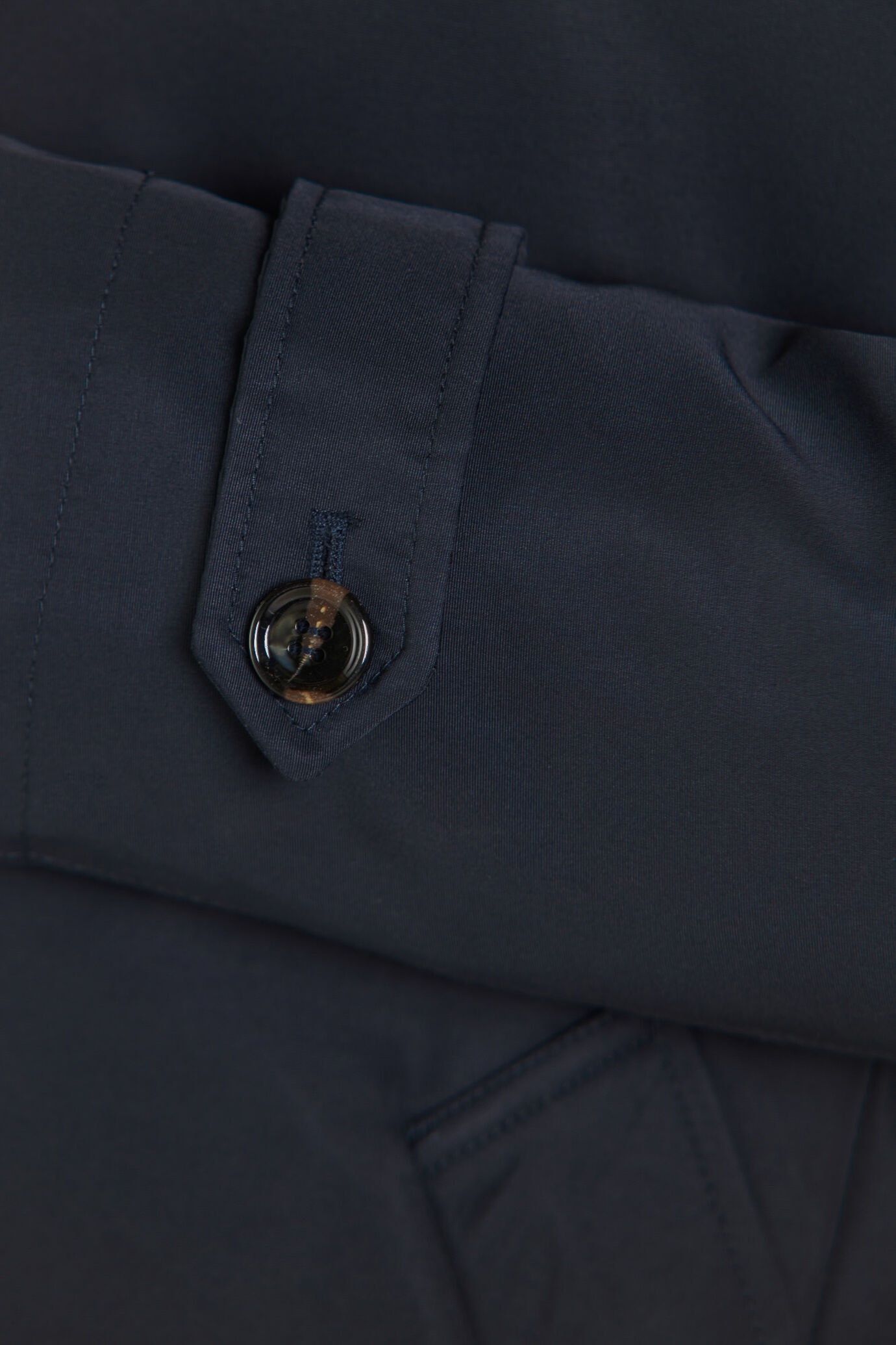 Single breasted trench image number 4