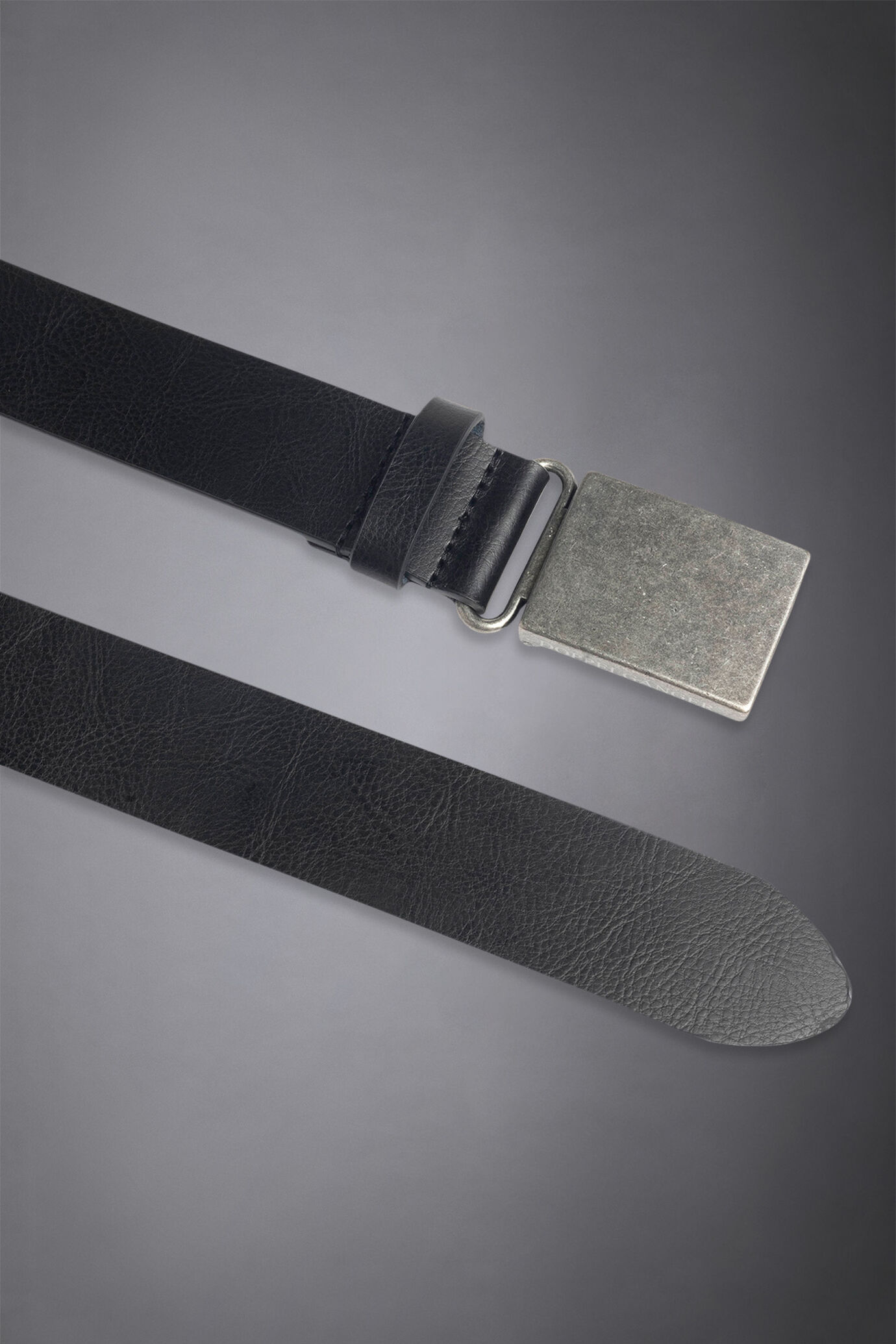 Men's belt covered in smooth leather image number 1