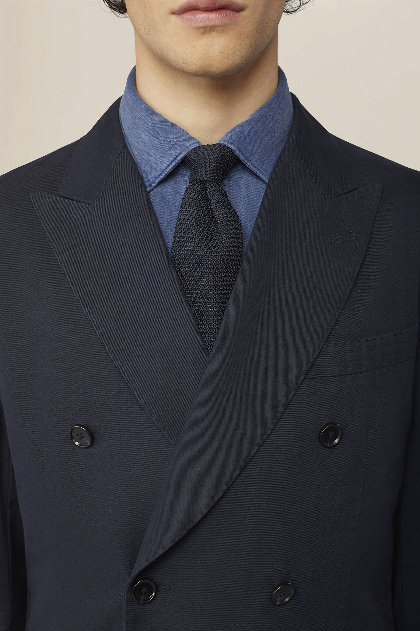 Giacca uomo doppiopetto sfoderata in tessuto twill regular fit image number 2