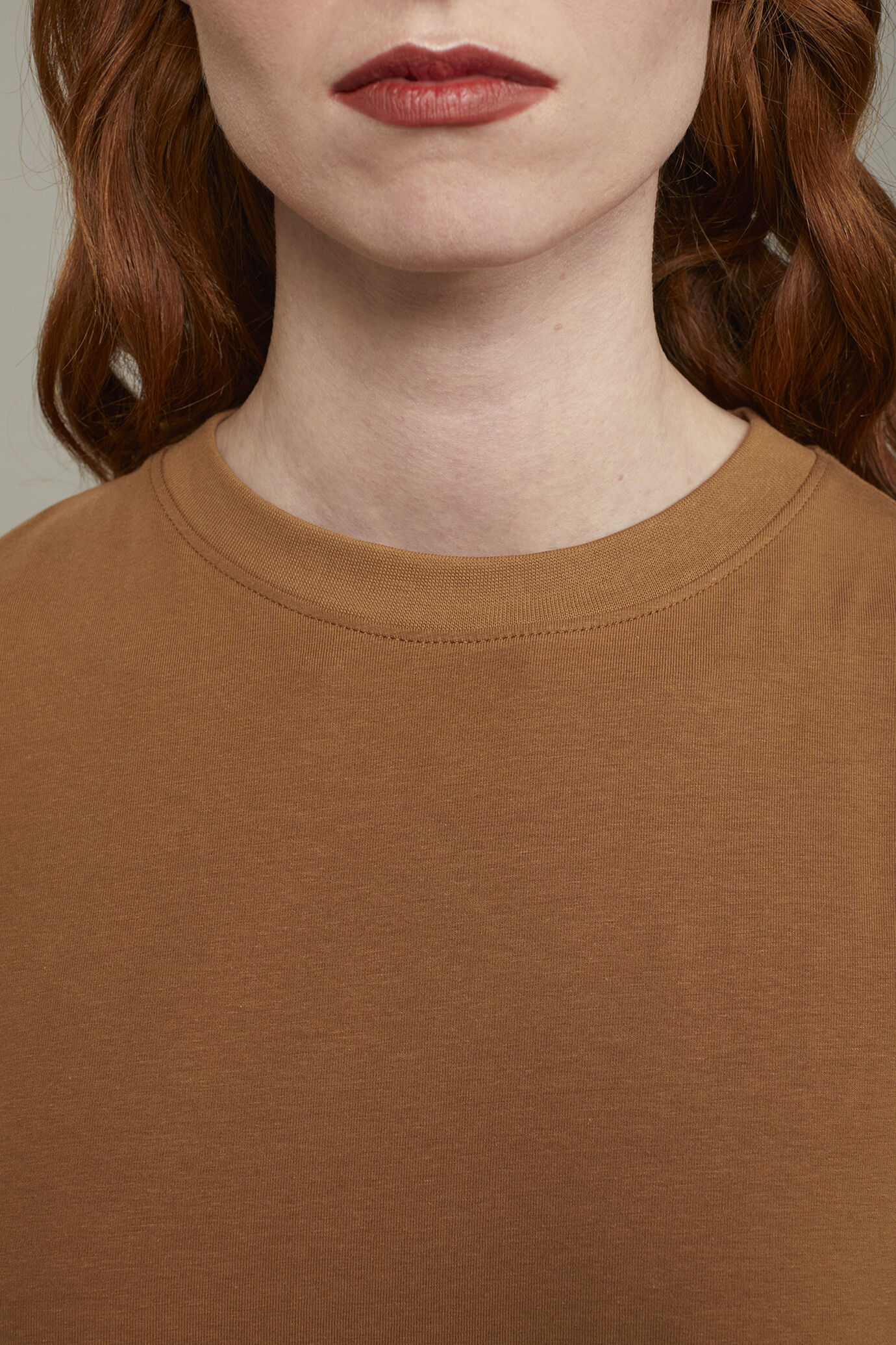 Women’s round neck midi dress with short sleeve in stretch cotton jersey regular fit image number 3