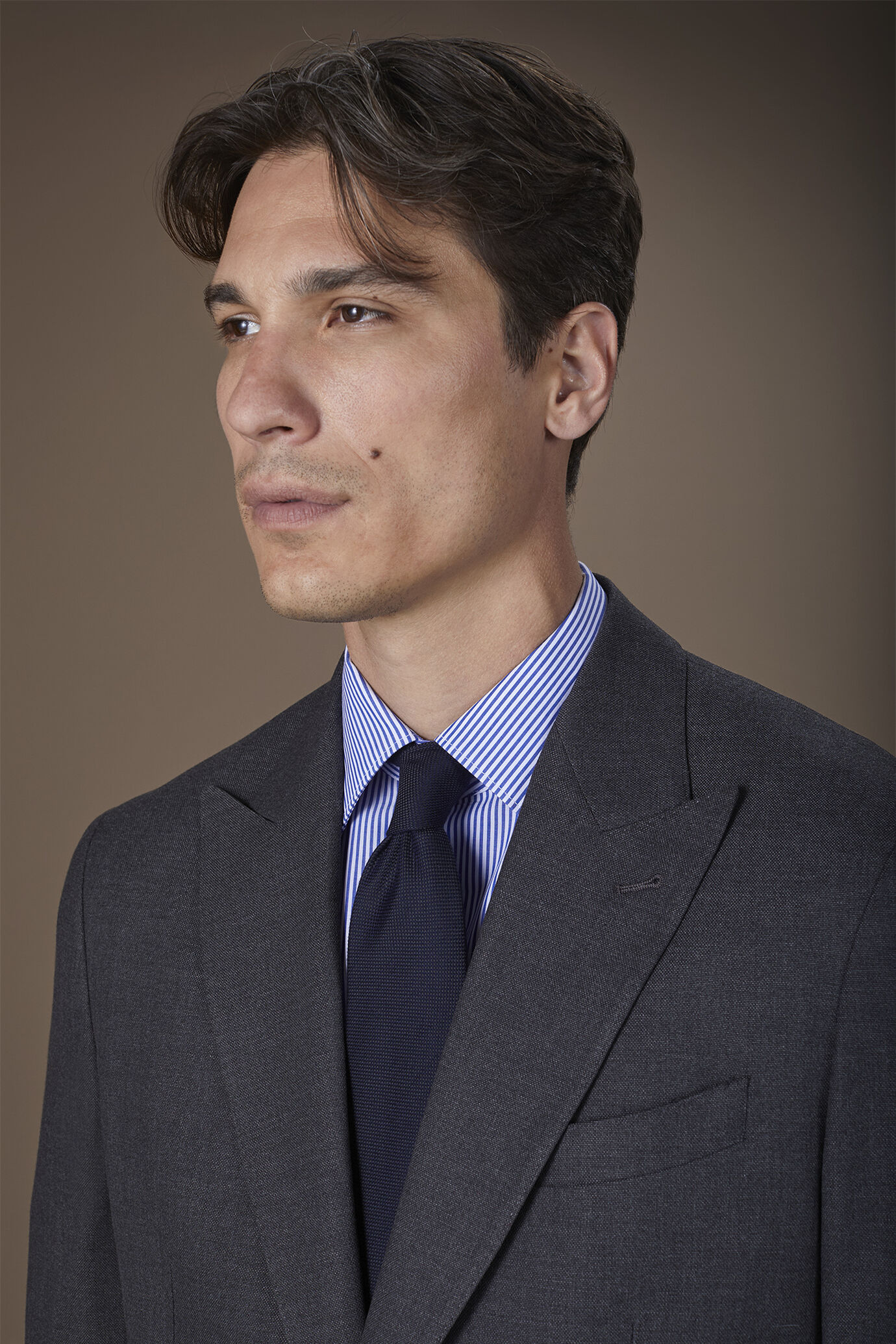 Men's plain tie in a bamboo blend image number 0