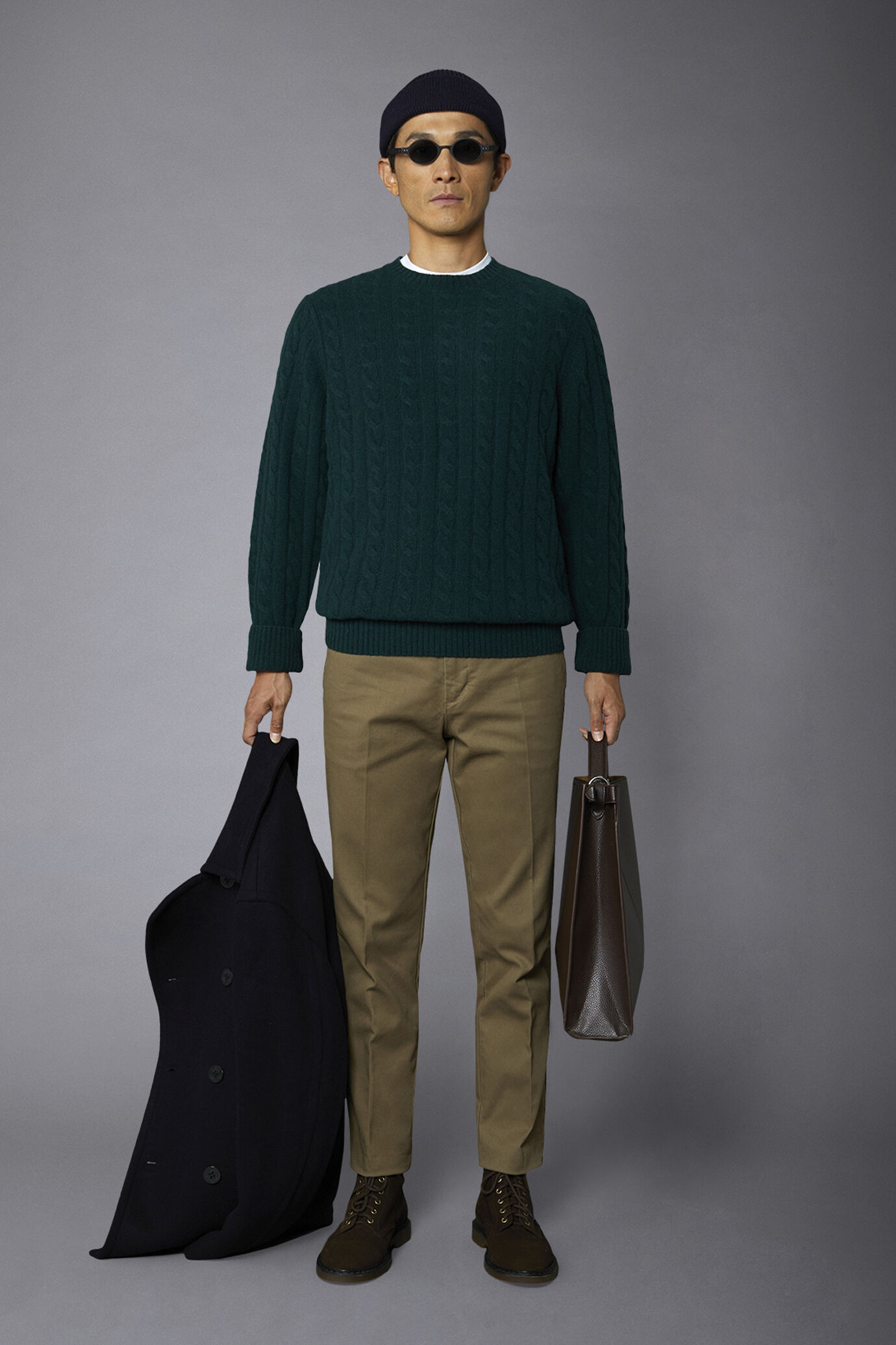 Men's round neck lambswool blend regular fit sweater