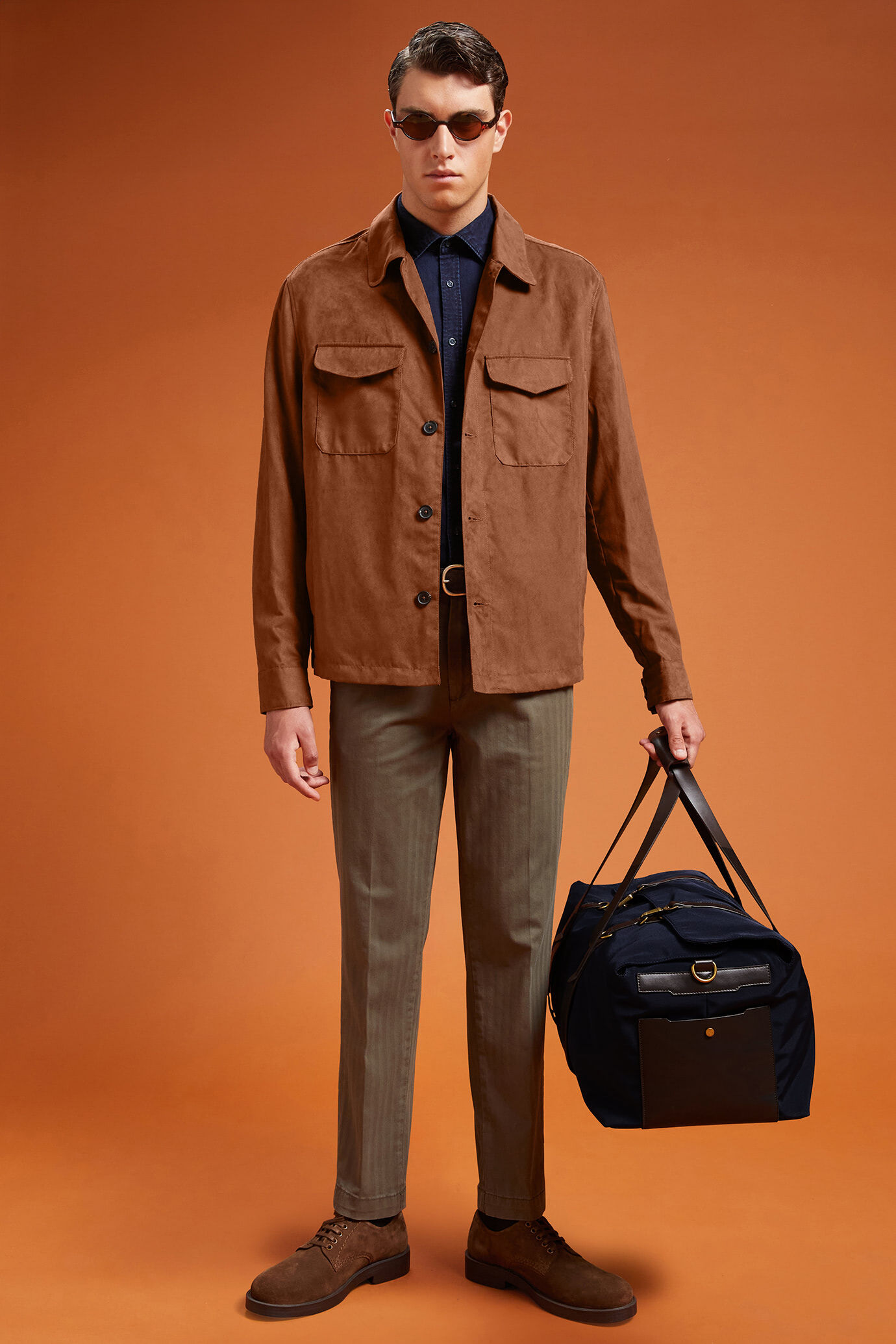 Herrenjacke aus Wildlederimitat in normaler Passform image number 1