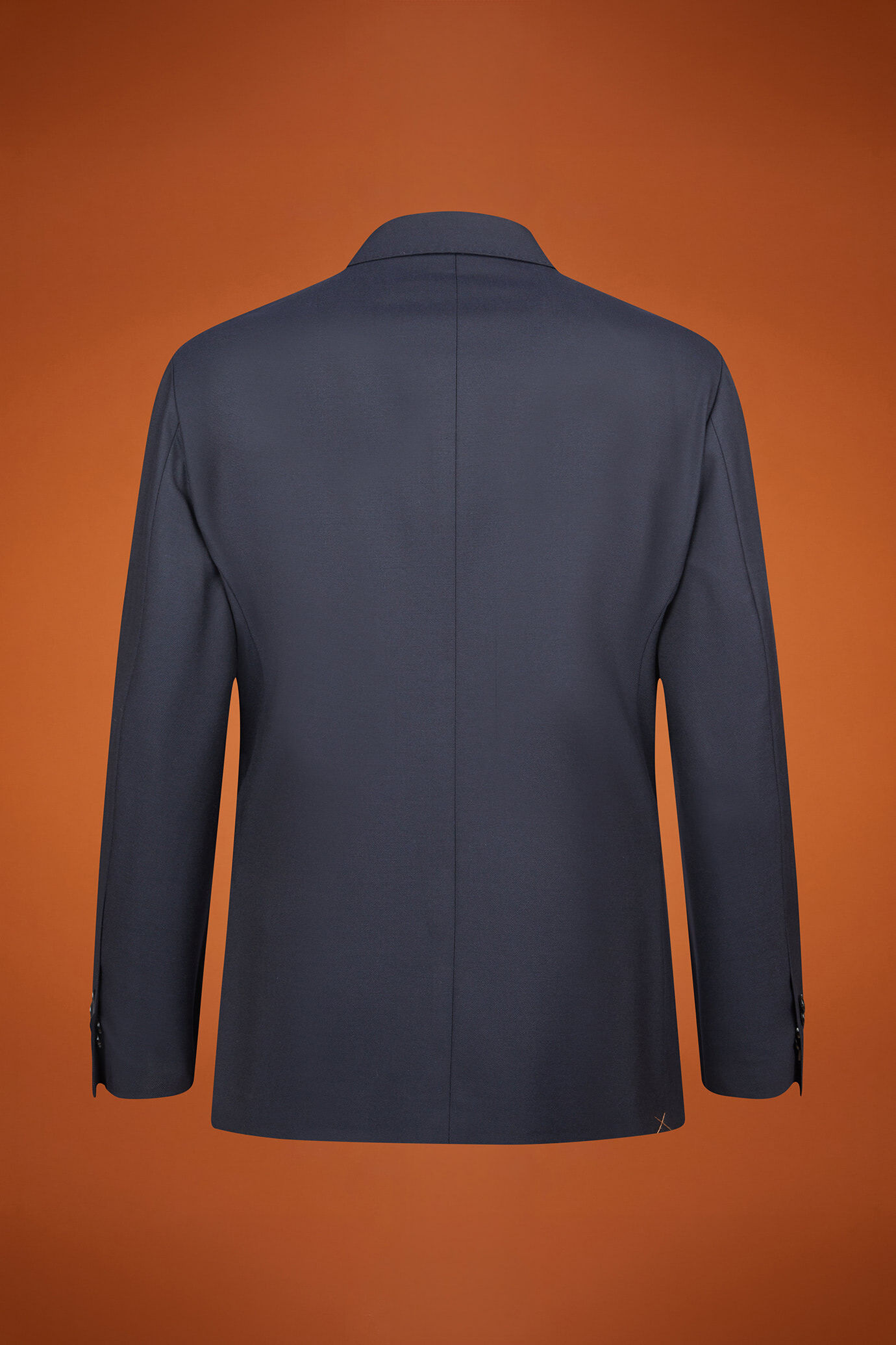 Men's regular fit double-breasted suit featuring a jacket with peak lapels in dobby fabric image number 5