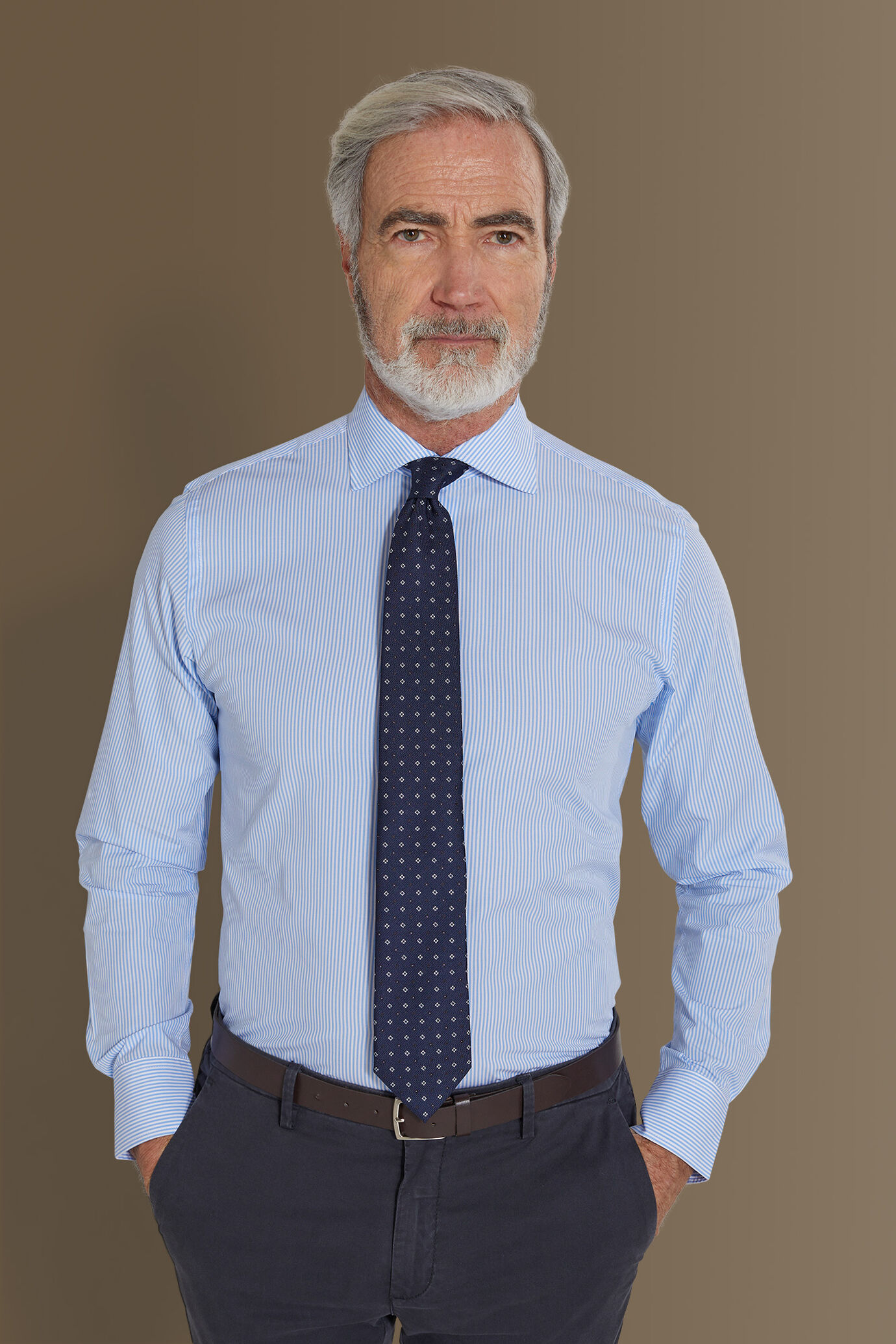 Camicia classica collo francese tinto filo a righe uomo image number 0