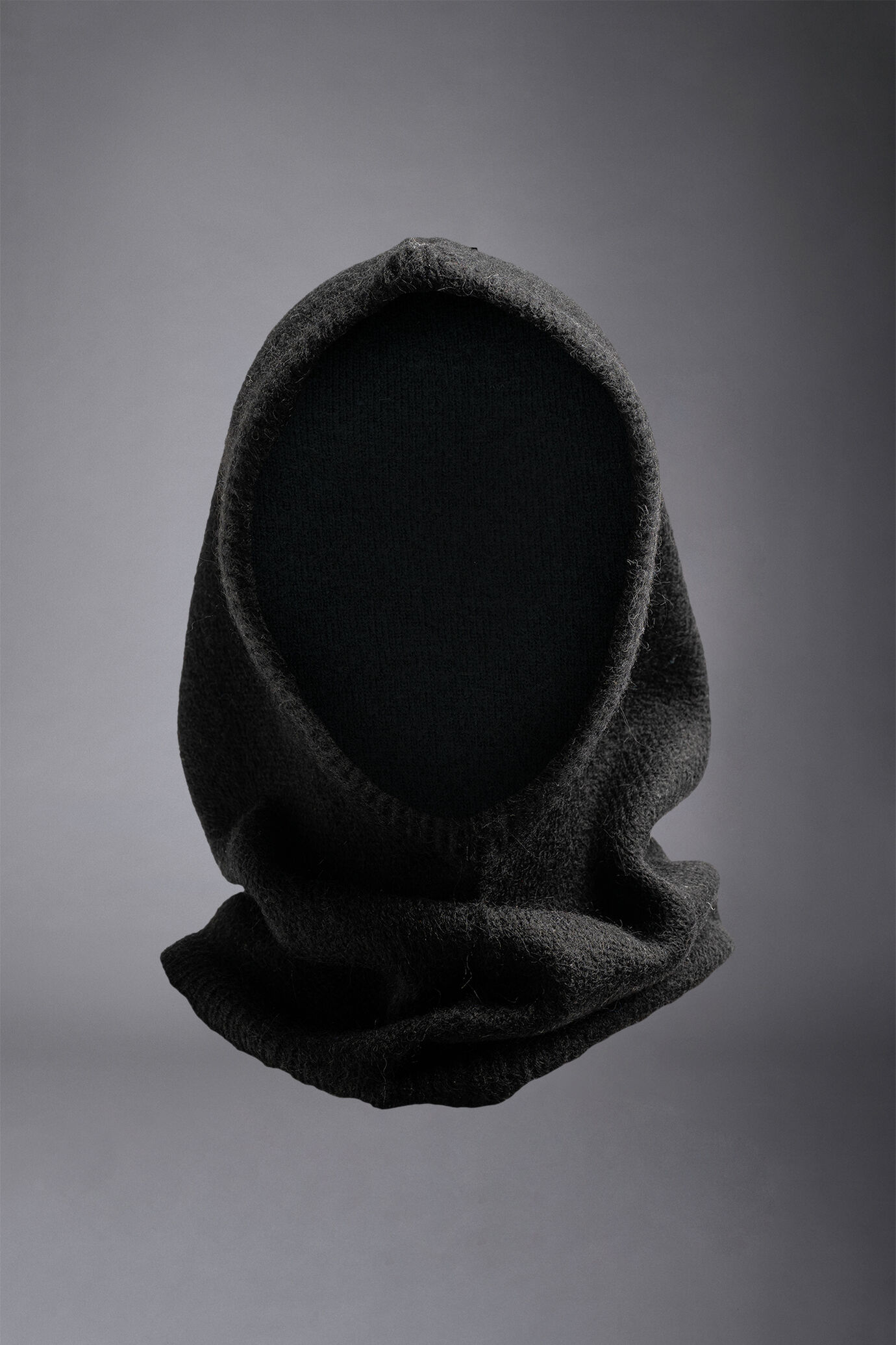 Balaclava en maille de laine douce image number 2