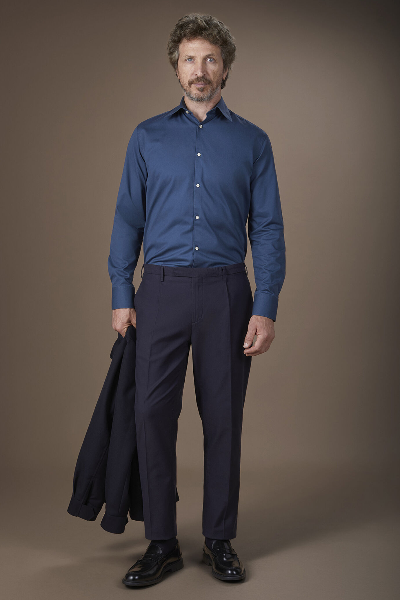 Camicia uomo casual collo classico 100% cotone tessuto gabardine comfort fit image number 1