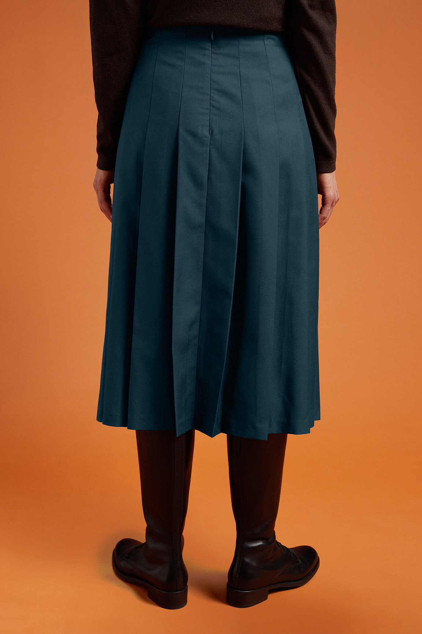 Gonna donna longuette a pieghe con zip tinta unita regular fit image number 2