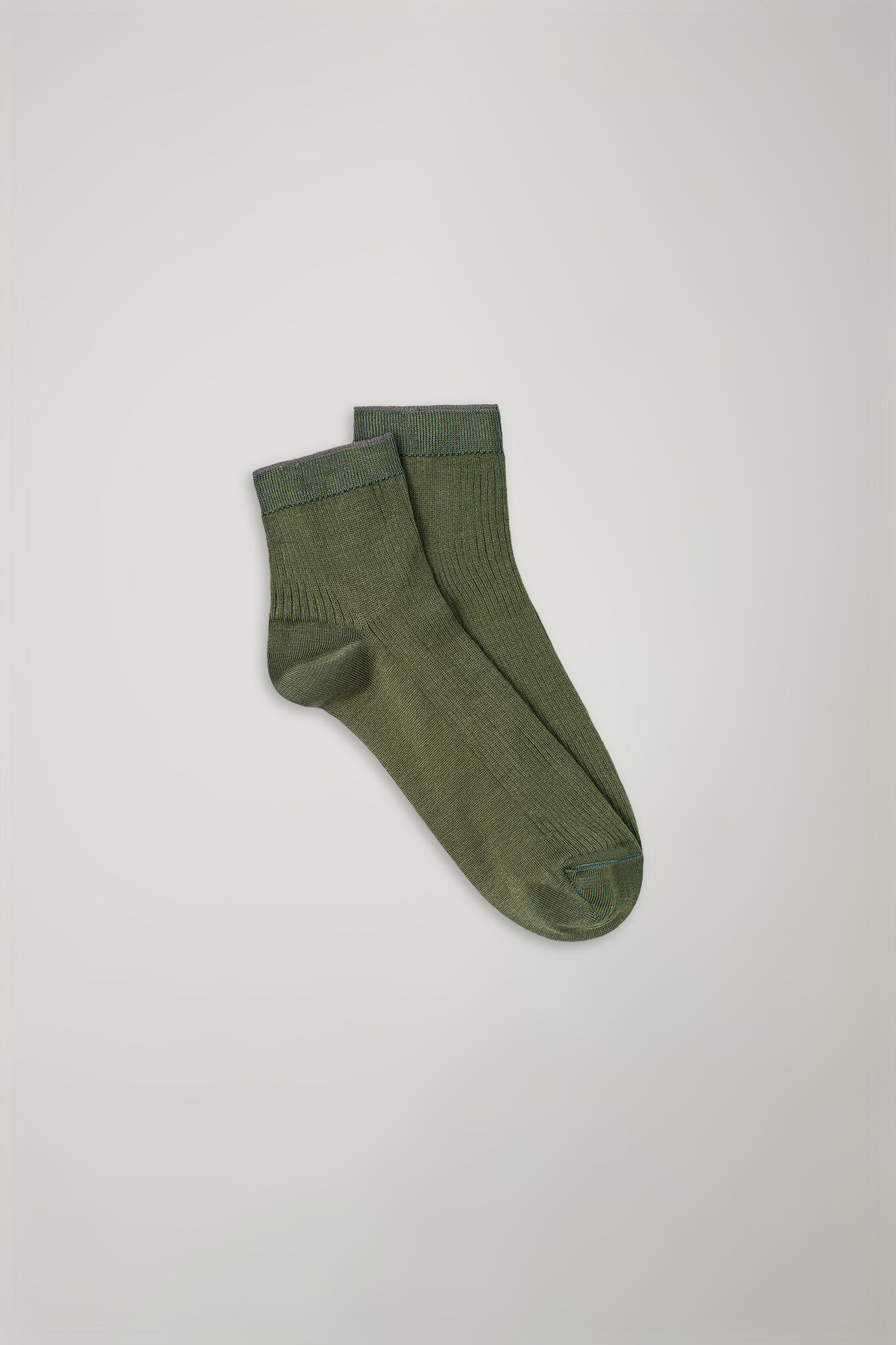 Women’s solid color ribbed socks made in italy