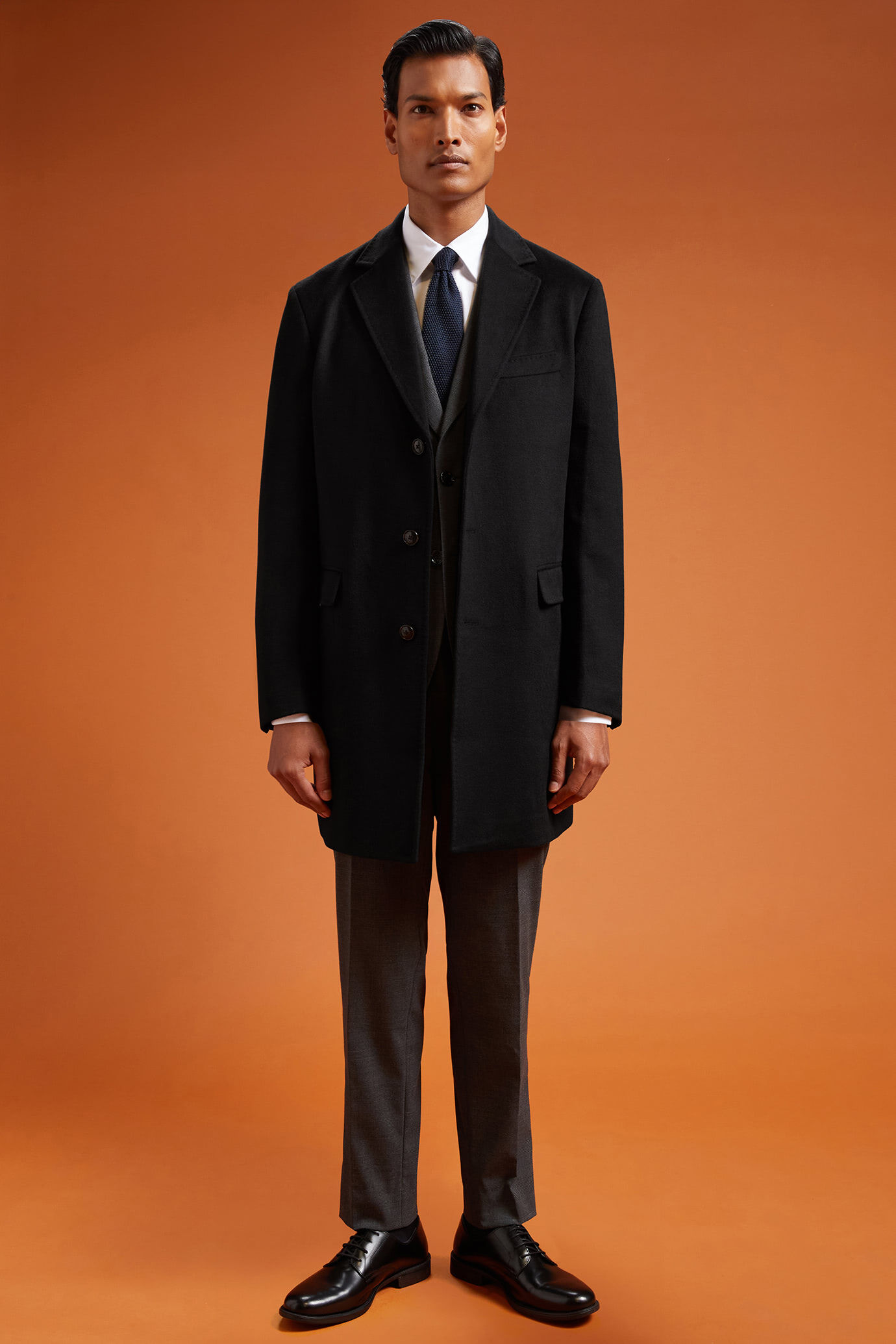 Manteau classique à simple boutonnage pour homme, en polylaine, coupe classique image number 0