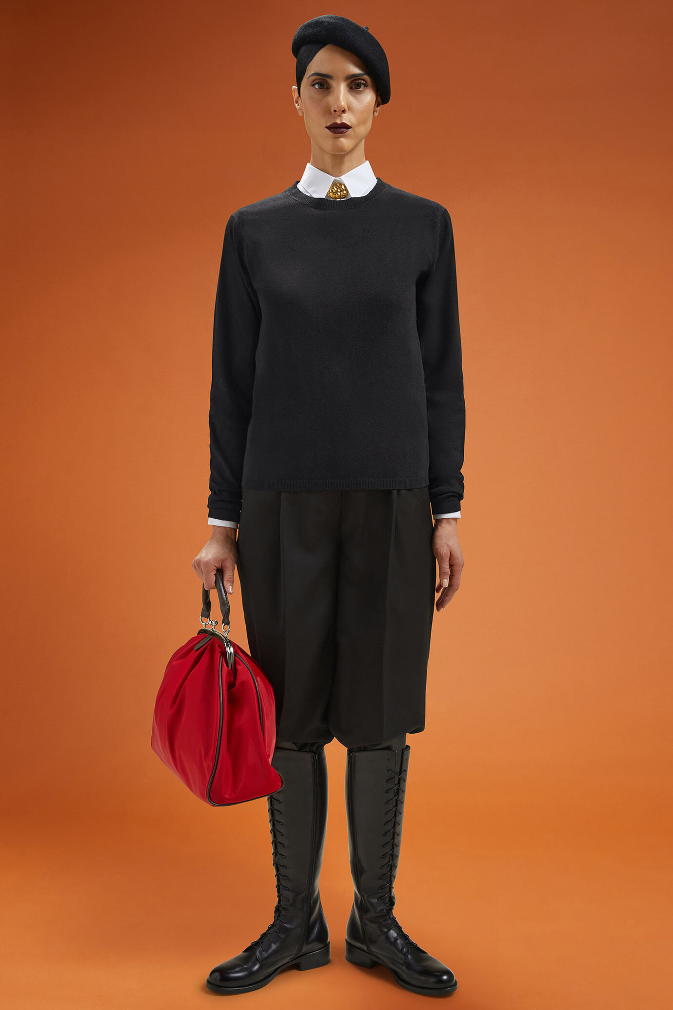 Women's regular fit crew neck jumper in a blend of wool and cashmere image number 2