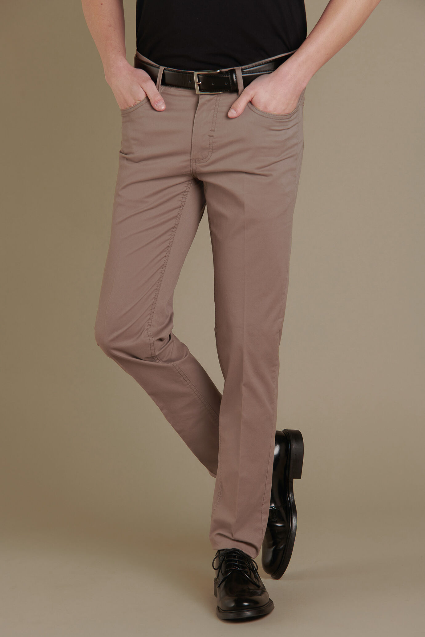 Pantalone uomo 5 tasche tinta unita image number 1