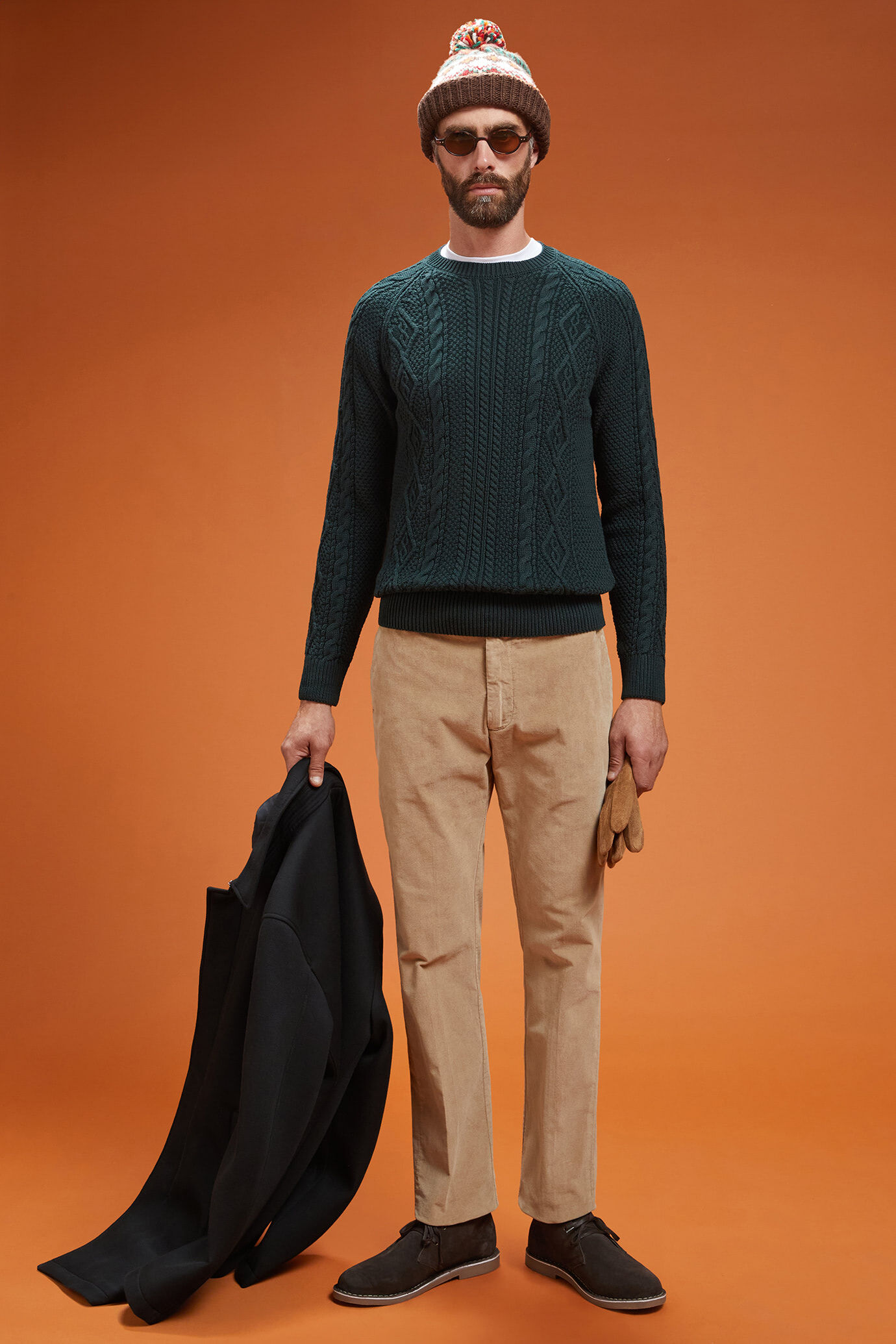 Herren-Rundhalspullover mit Zopfstrick aus 100 % Baumwolle in normaler Passform image number 1