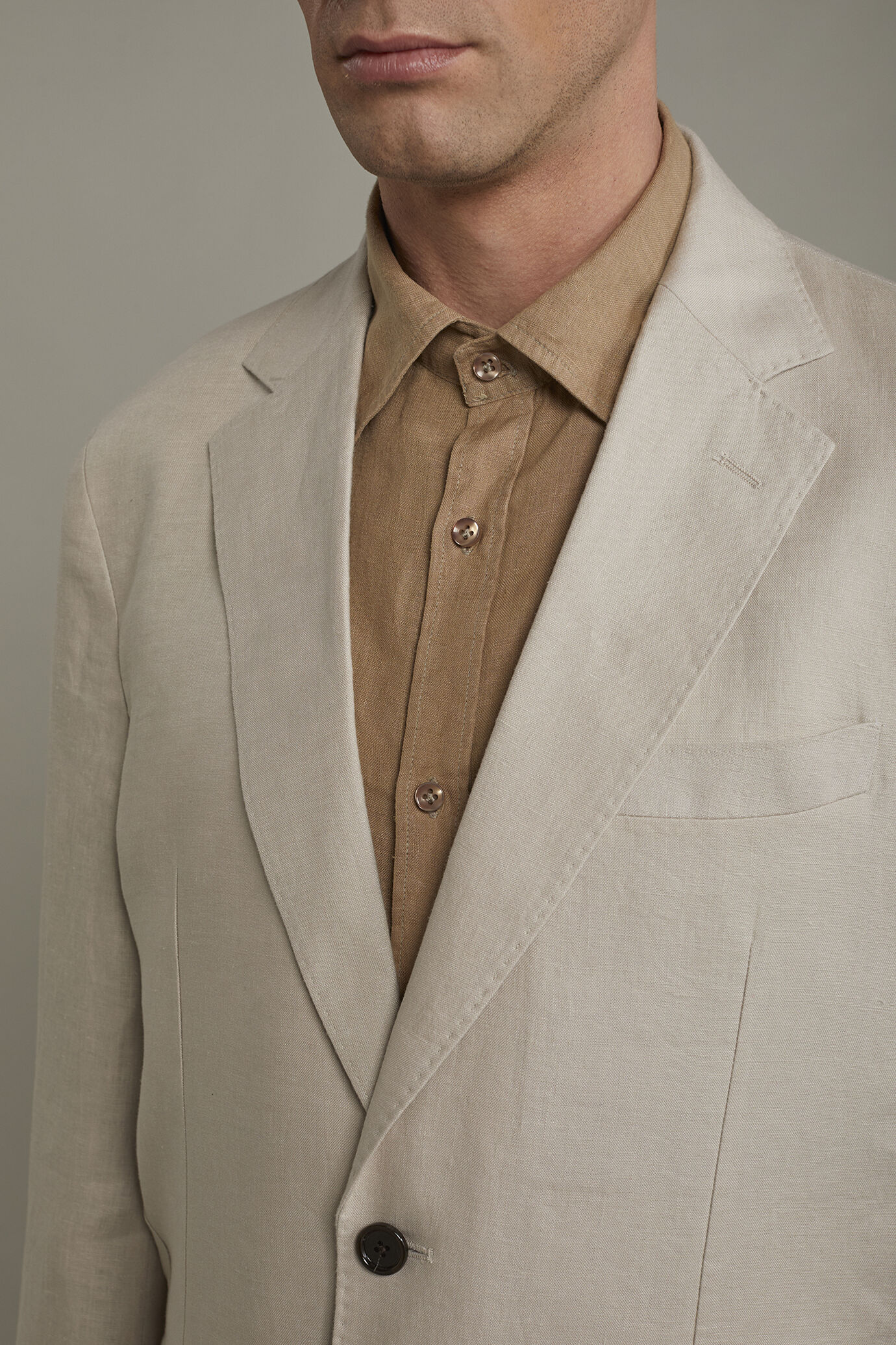 Men's single-breasted 100% linen regular fit suit image number 3