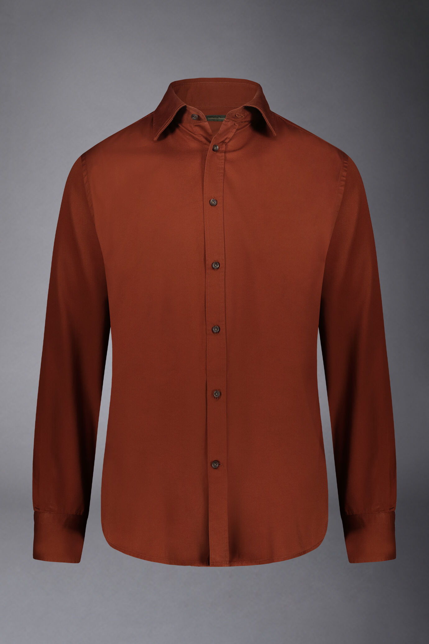 Camicia casual uomo collo francese comfort fit tessuto in gabardina image number 4