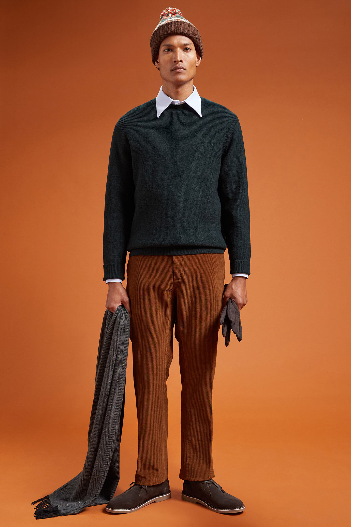 Pull homme, col rond, en côtes anglaises, coupe classique image number 1