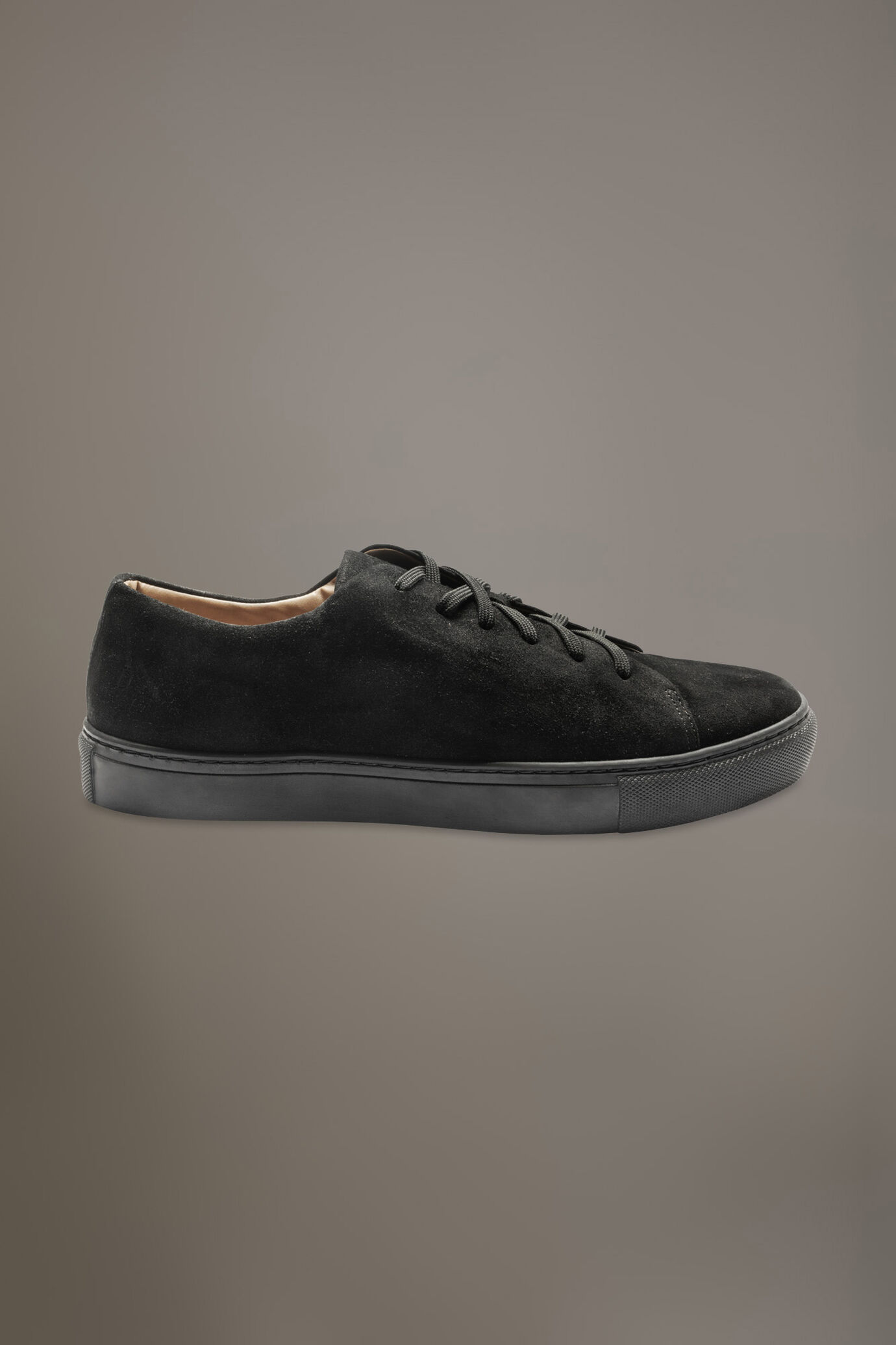 Sneaker 100% pelle scamosciata con suola in gomma image number 1